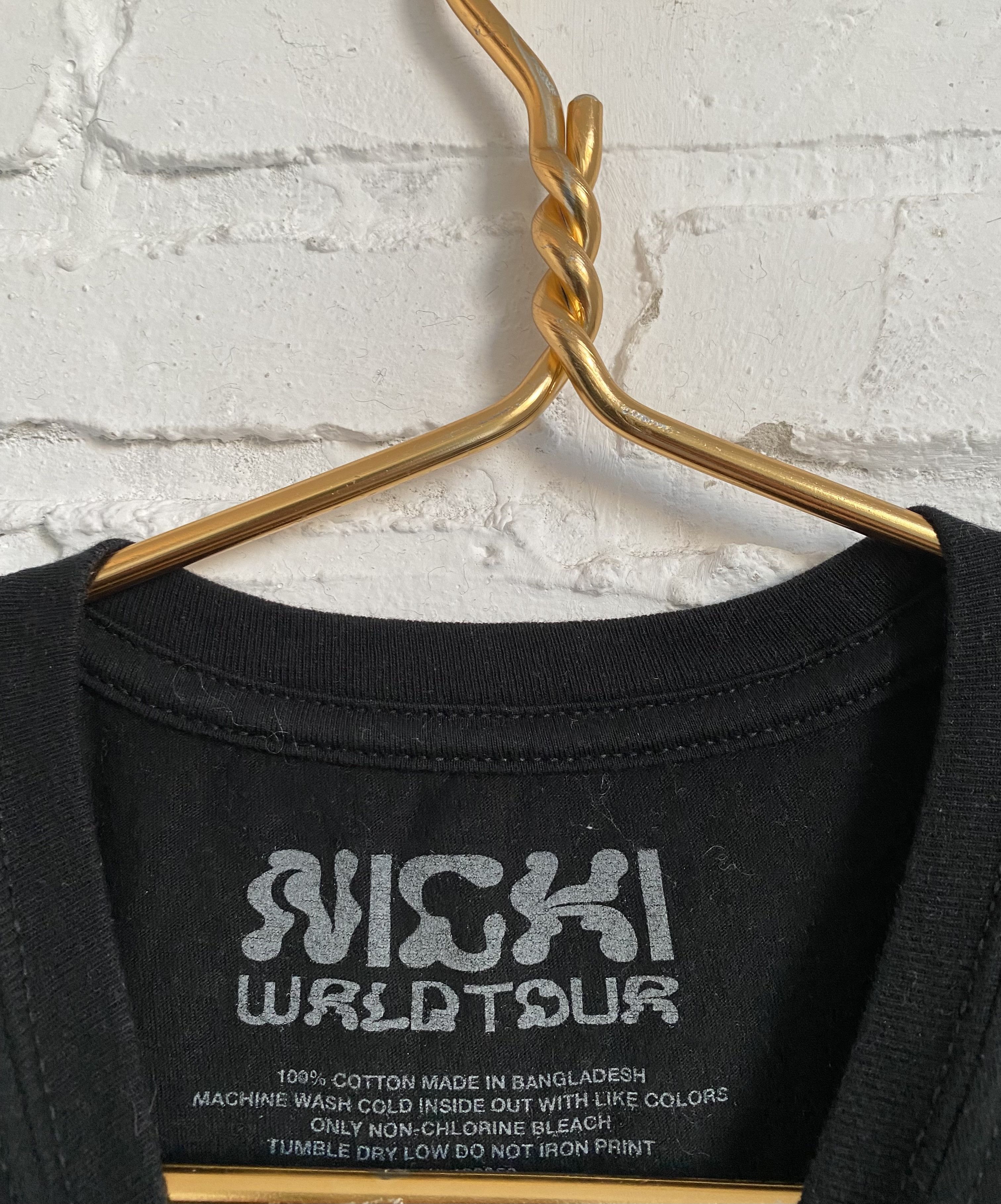 Rap Tees 2019 Niki Minaj World tour t-shirt Size US S / EU 44-46 / 1 - 3 Thumbnail