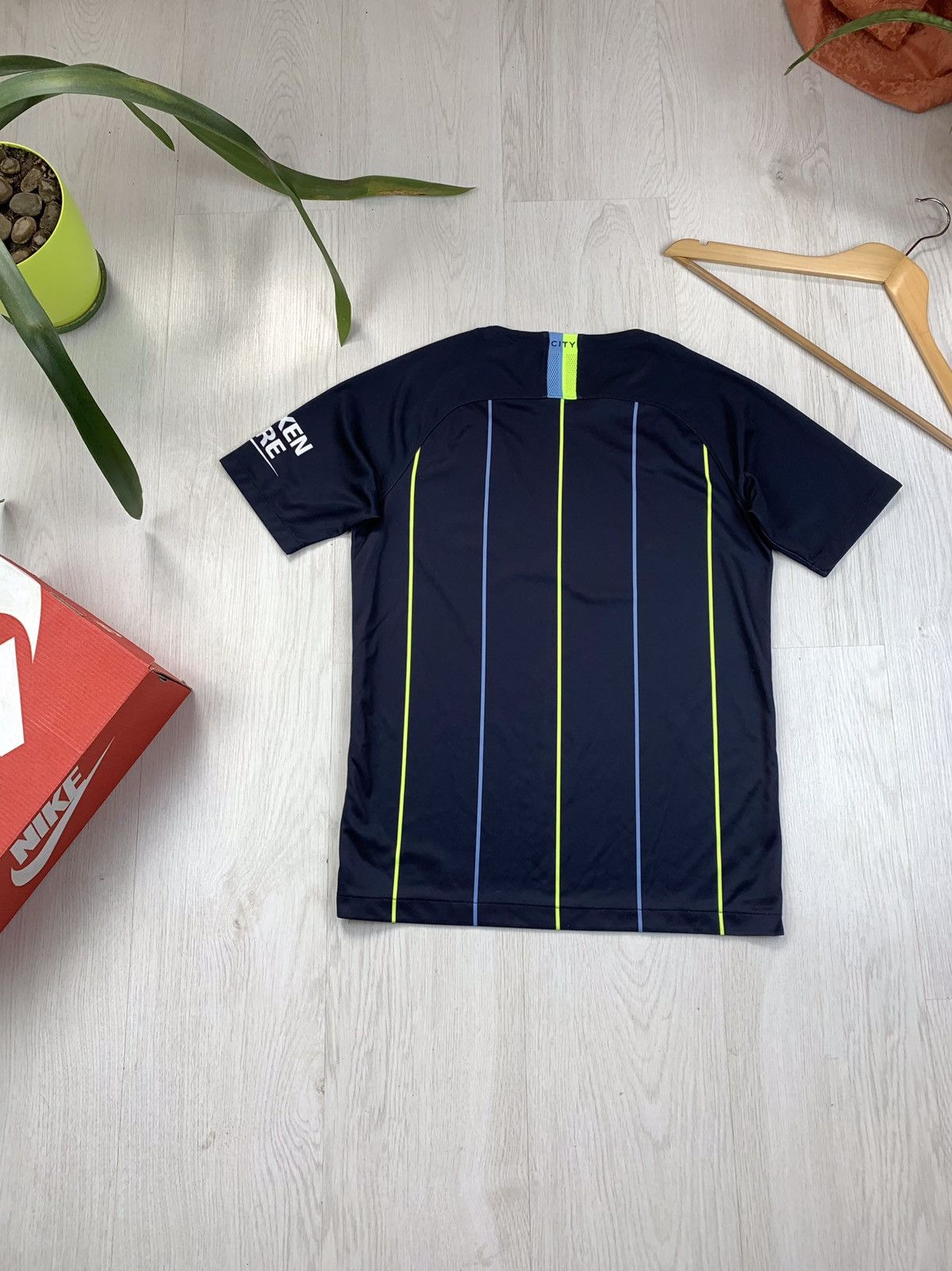 Nike Nike Manchester City 2018-2019 Away Jersey Size 13-15 Years Size US XXS / EU 40 - 8 Thumbnail