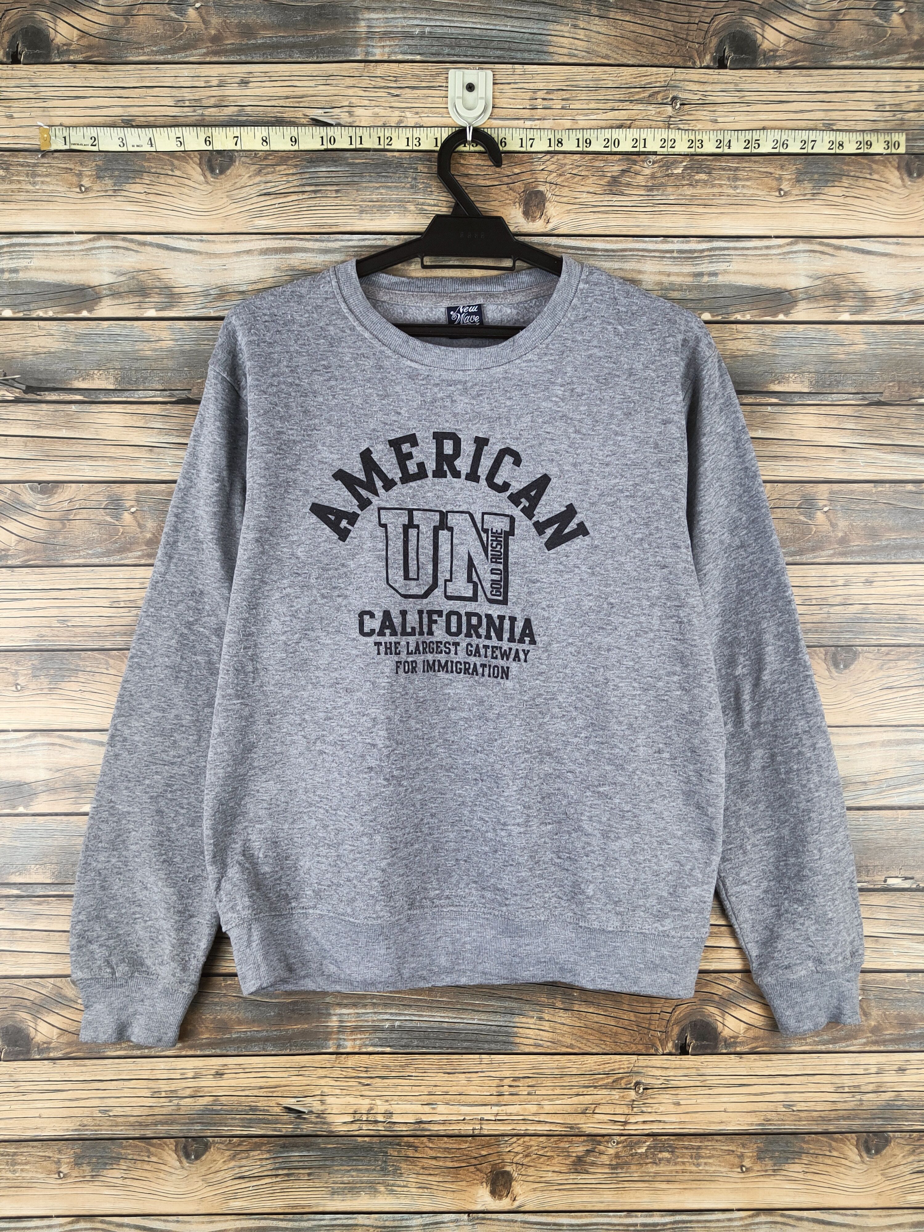 Japanese Brand Vintage New Wave Club Gray Sweatshirts Size US M / EU 48-50 / 2 - 1 Thumbnail