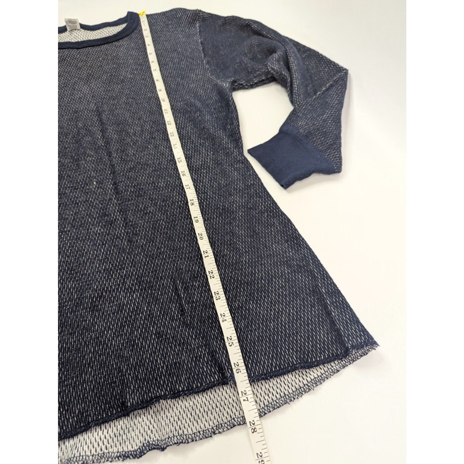 Vintage Morgan Mills Shirt Mens XL Navy Blue Thermal Waffle Knit Base Layer 90s Sports Outdoors Cotton Knit Crew Neck Tee Size US XL / EU 56 / 4 - 5 Thumbnail