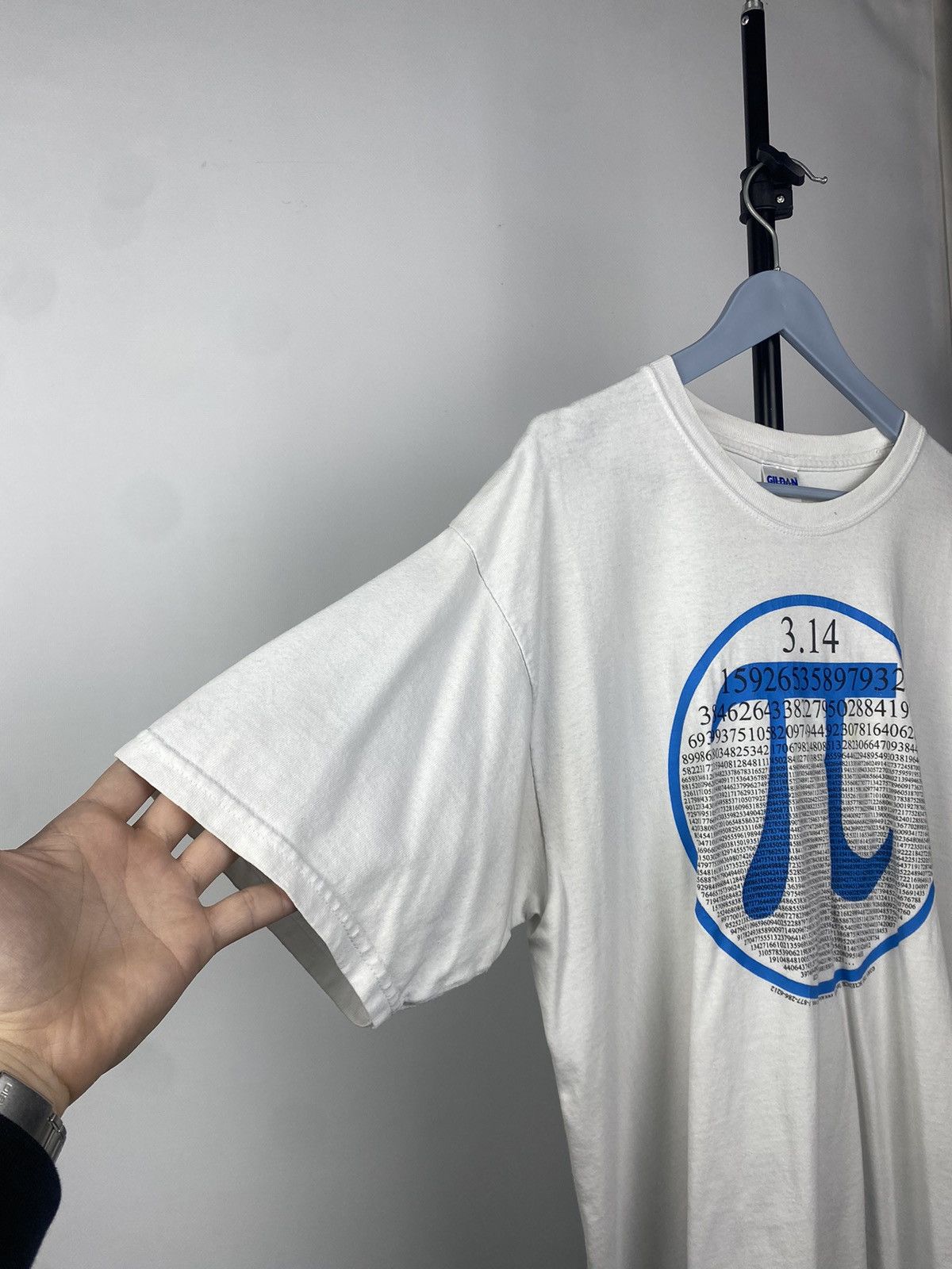 Vintage Y2K 00’s Vintage Pi 3.14 Stonewash Art T Shirt Hype CW21 Size US L / EU 52-54 / 3 - 7 Thumbnail