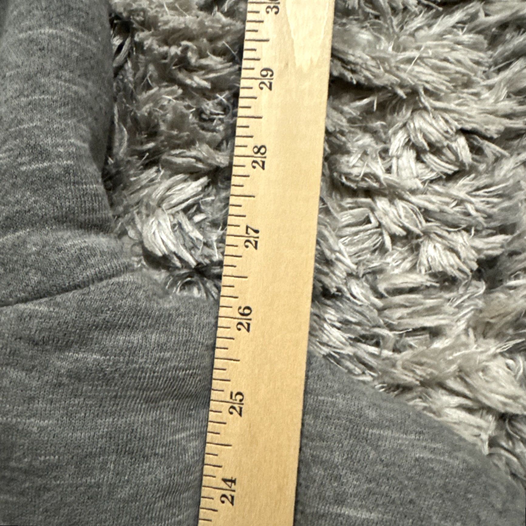 Vintage VINTAGE O’Neill Men Hoodie Long Sleeve Full Zip M Gray Furry Y2K Mens Size US M / EU 48-50 / 2 - 7 Thumbnail