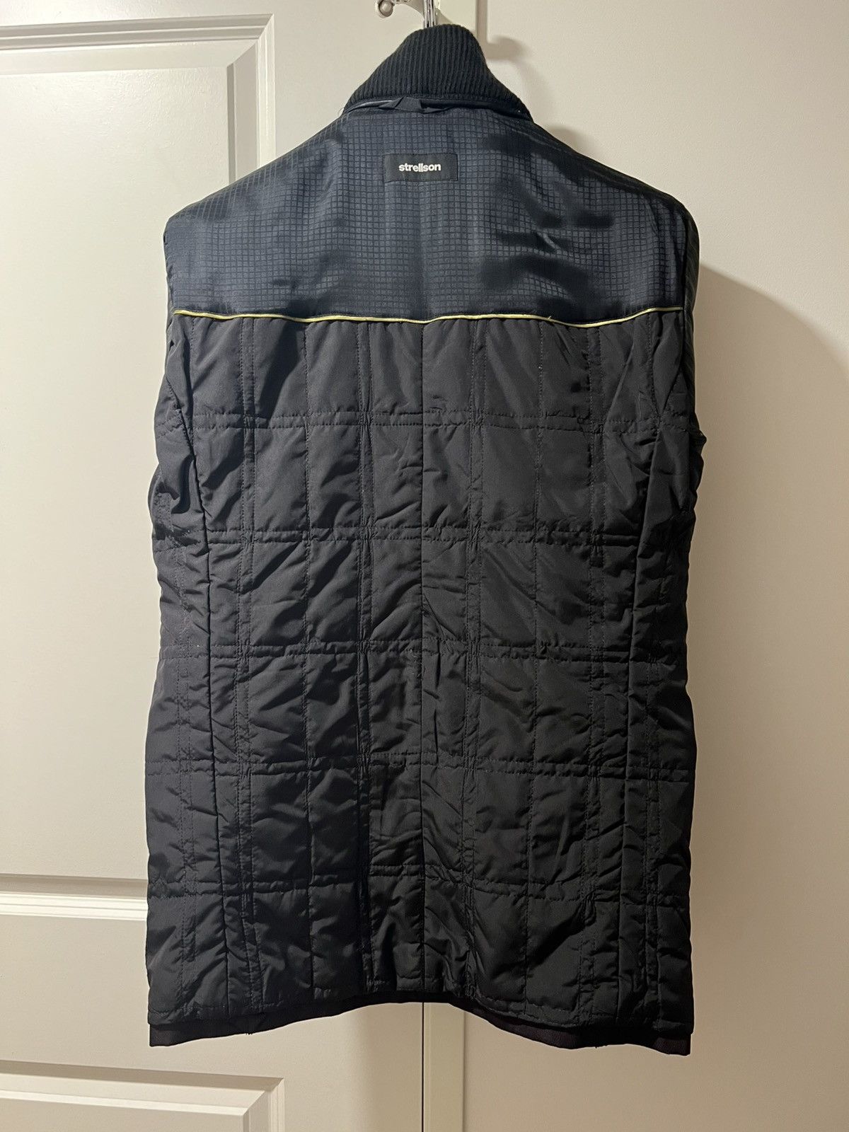 Strellson Strellson Quilted Water Resistant Jacket 50. MSRP $900 Size US M / EU 48-50 / 2 - 17 Thumbnail