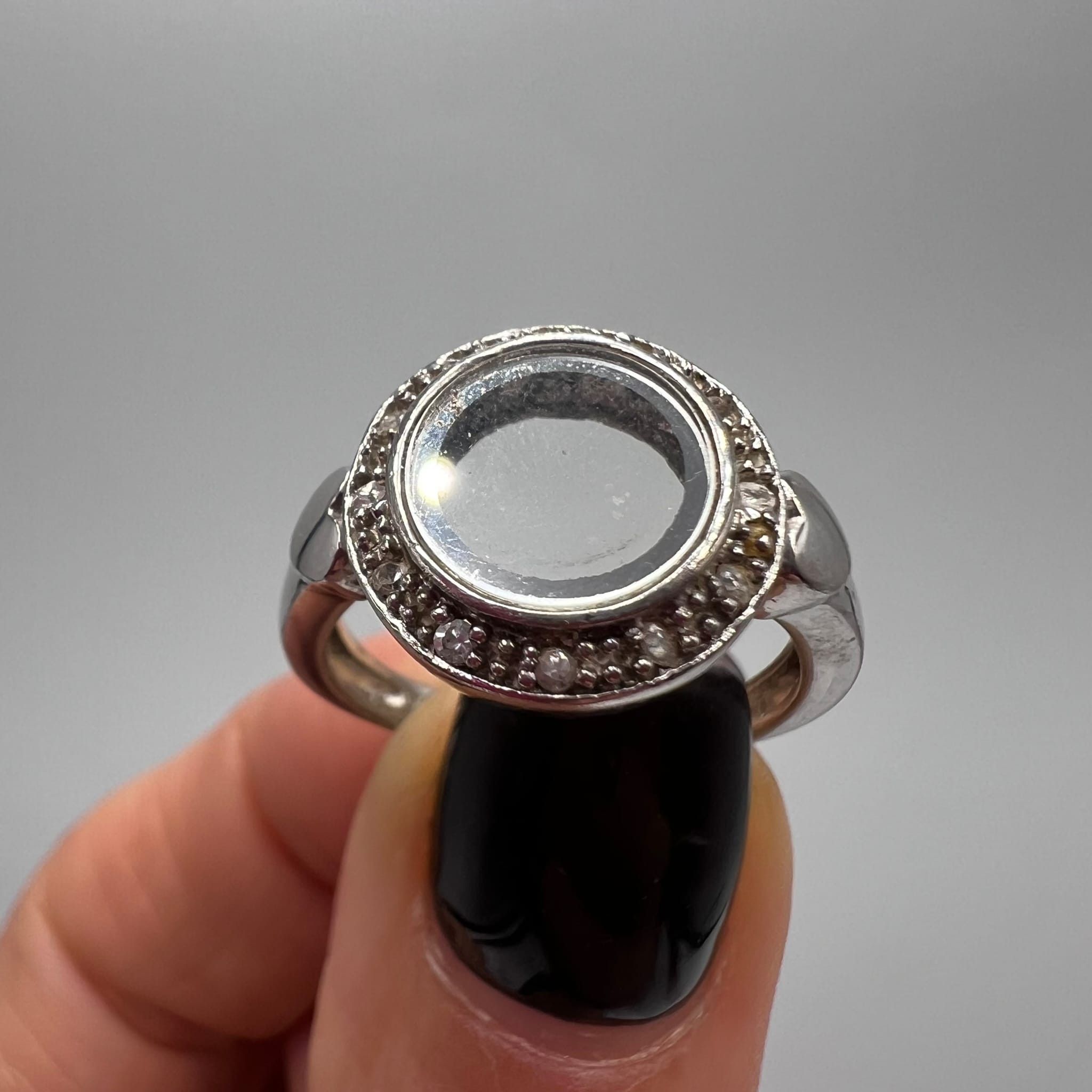 Sterling Silver Vintage Sterling Silver 925 Ring Size Marked ,7.5 US Size ONE SIZE - 1 Thumbnail