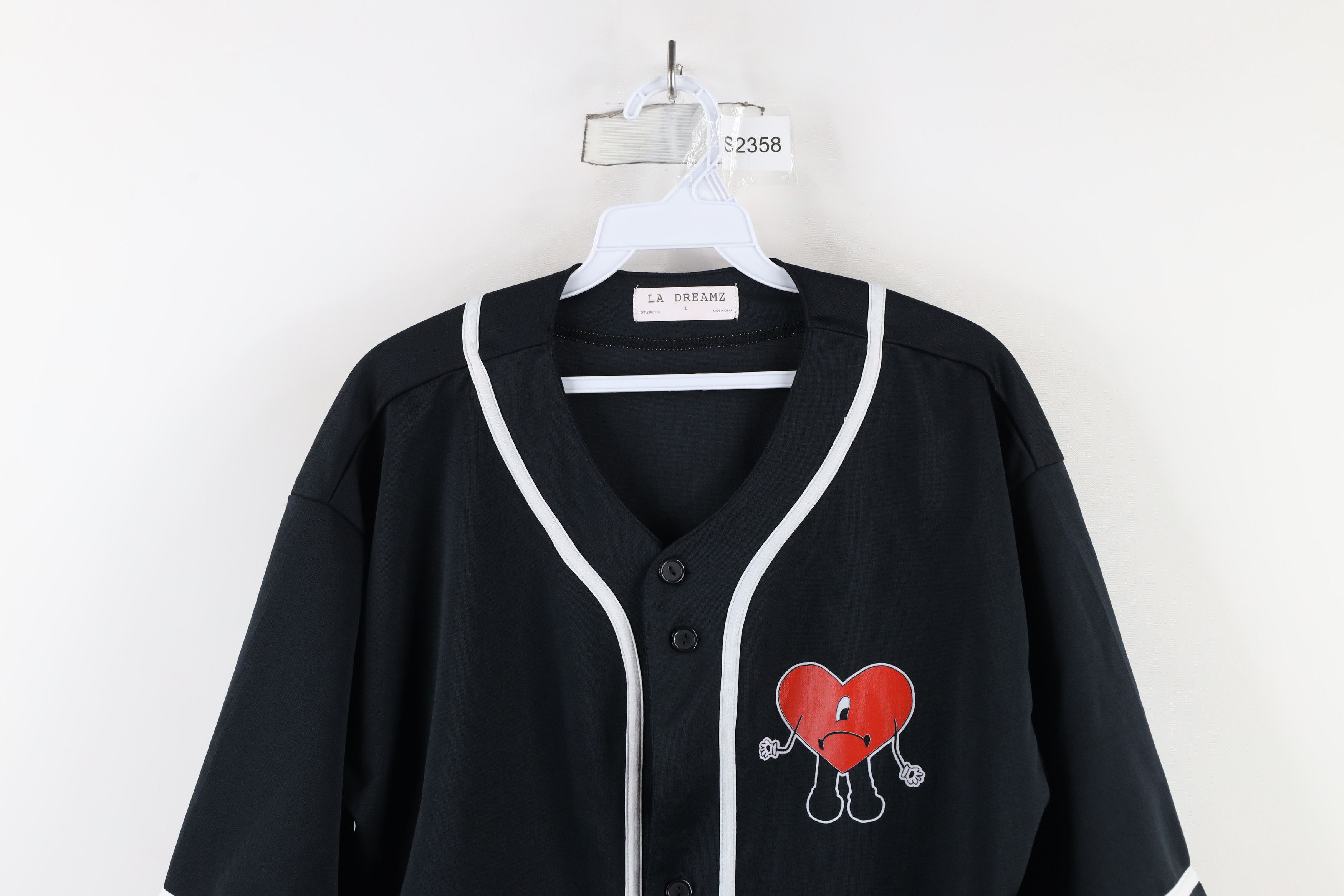 Vintage Streetwear Un Verano Sin Ti Tour Bad Bunny Baseball Jersey Size US L / EU 52-54 / 3 - 2 Thumbnail