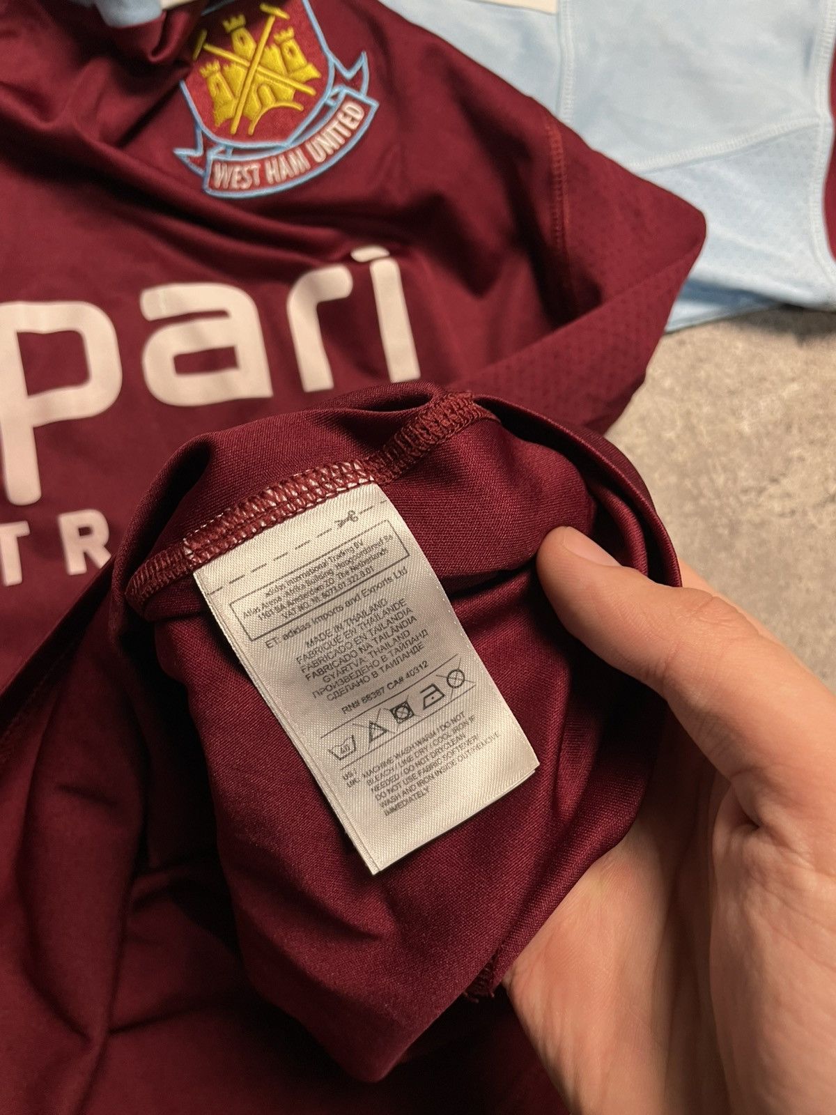 Adidas Adidas West Ham home jersey 2013/2014 size S Size US S / EU 44-46 / 1 - 8 Thumbnail