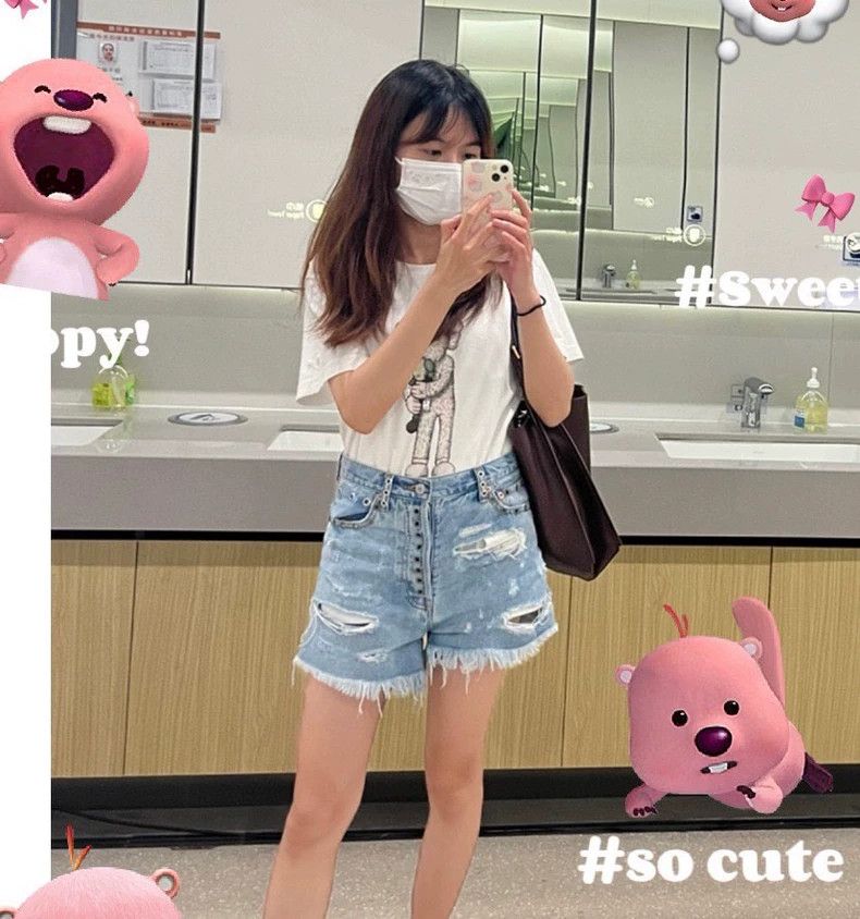 Gucci Gucci Size OS Blue roof-hole denim shorts size OS 2502-Ne Size US 28 / EU 44 - 7 Thumbnail
