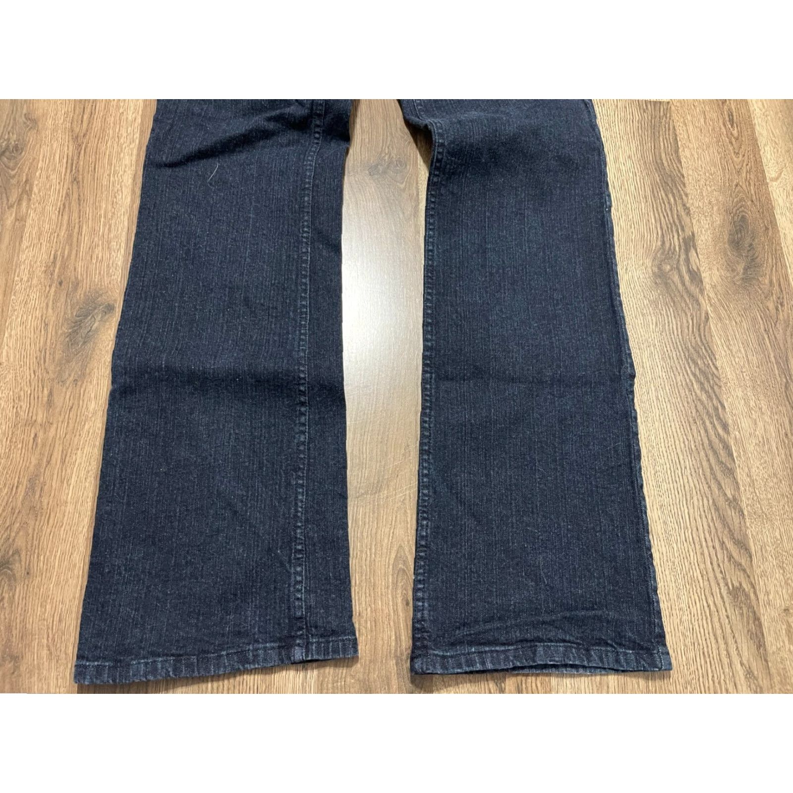 Denim & Co. Denim & Co. Jeans Women's Size 8T Denim Dark Wash Pockets Straight Leg Size 30" / US 8 / IT 44 - 4 Thumbnail