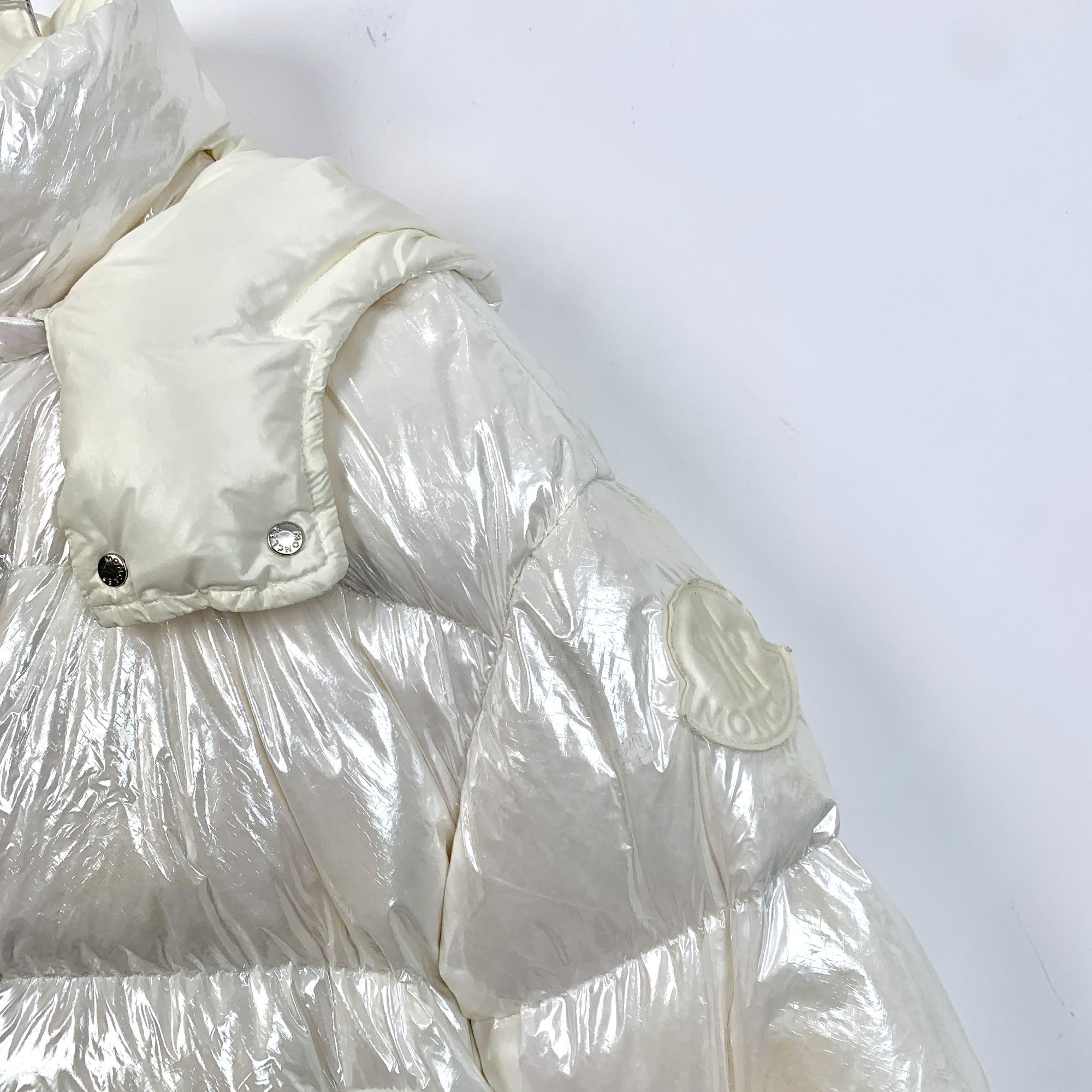 Moncler Moncler Womens Shiny Puffer Jacket With Hood Size 0 Size XS / US 0-2 / IT 36-38 - 3 Thumbnail