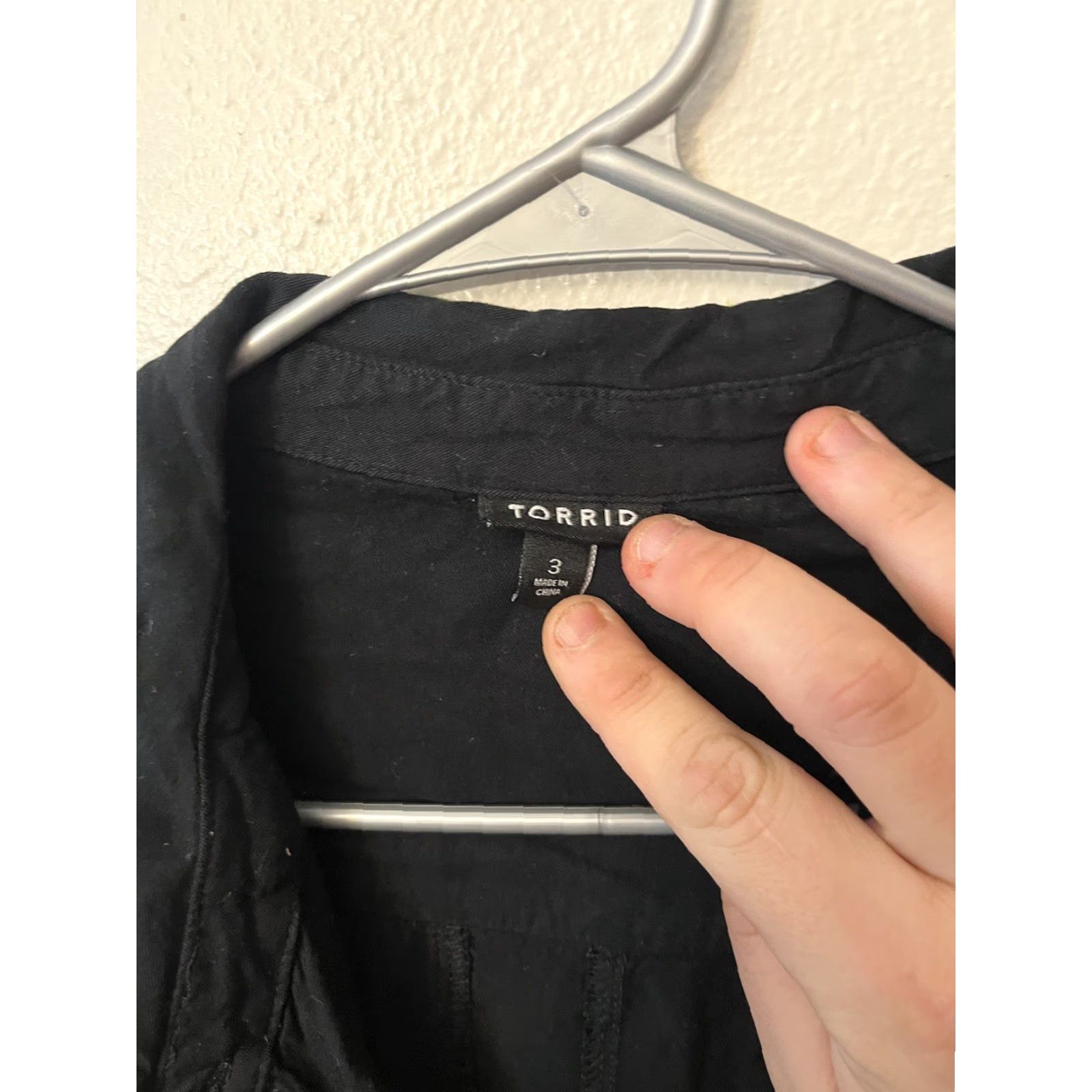 Torrid Torrid Button-Up Long Sleeve Blouse Collared Rayon Black Plus Size 3X Women Shirt Size XXL / US 16-18 / IT 52-54 - 3 Thumbnail
