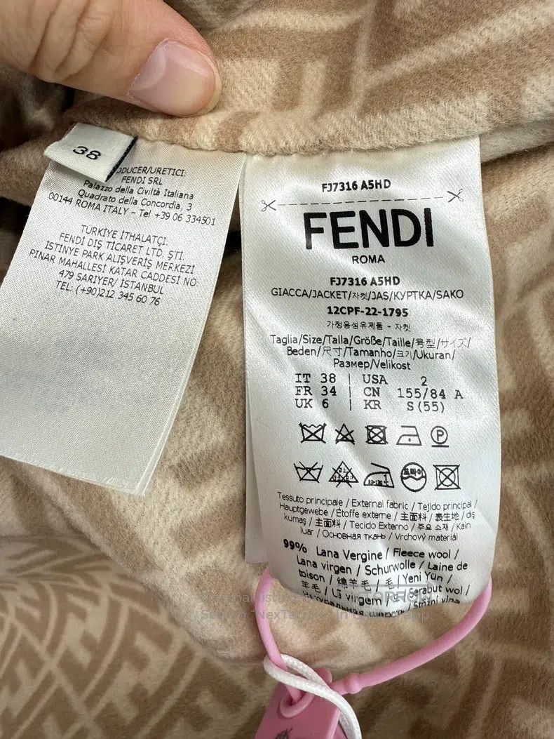 Fendi Fendi Fur collar double-breasted wool coat Size XXS / US 00 / IT 34 - 4 Thumbnail