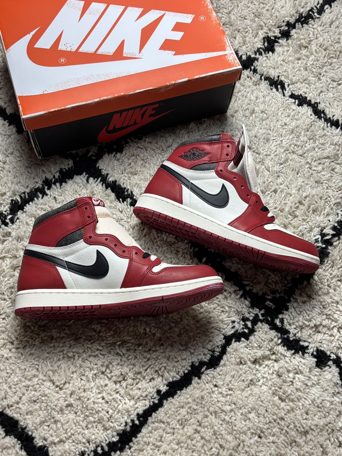 Nike Air Jordan 1 Lost & Found Chicago Retro High Bulls