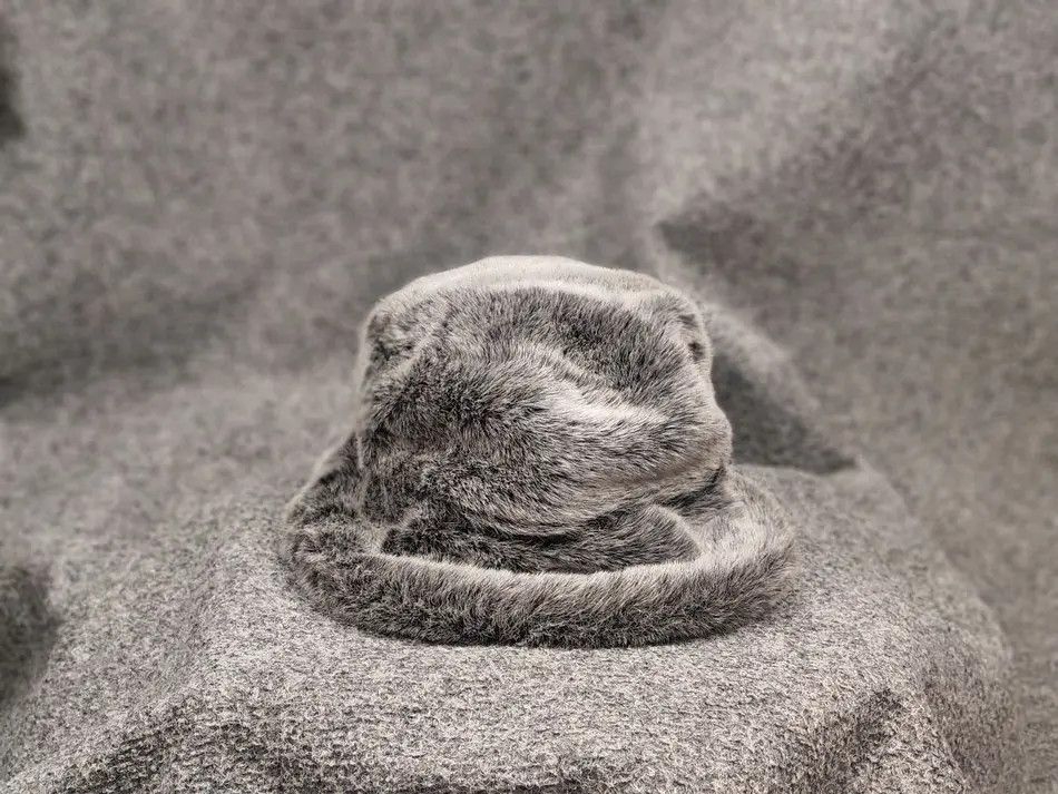 Japanese Brand Vintage Y2K Japan Style Fuzzy Gray Hat Panama Cap Unisex Size ONE SIZE - 1 Thumbnail