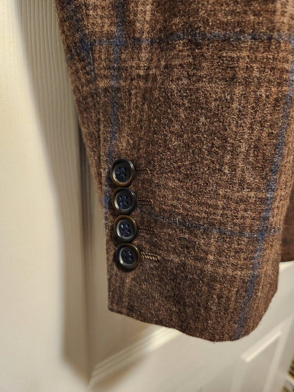 Bachrach Bachrach men's brown 100%wool sport coat blazer jacket 44R Size 44R - 5 Thumbnail