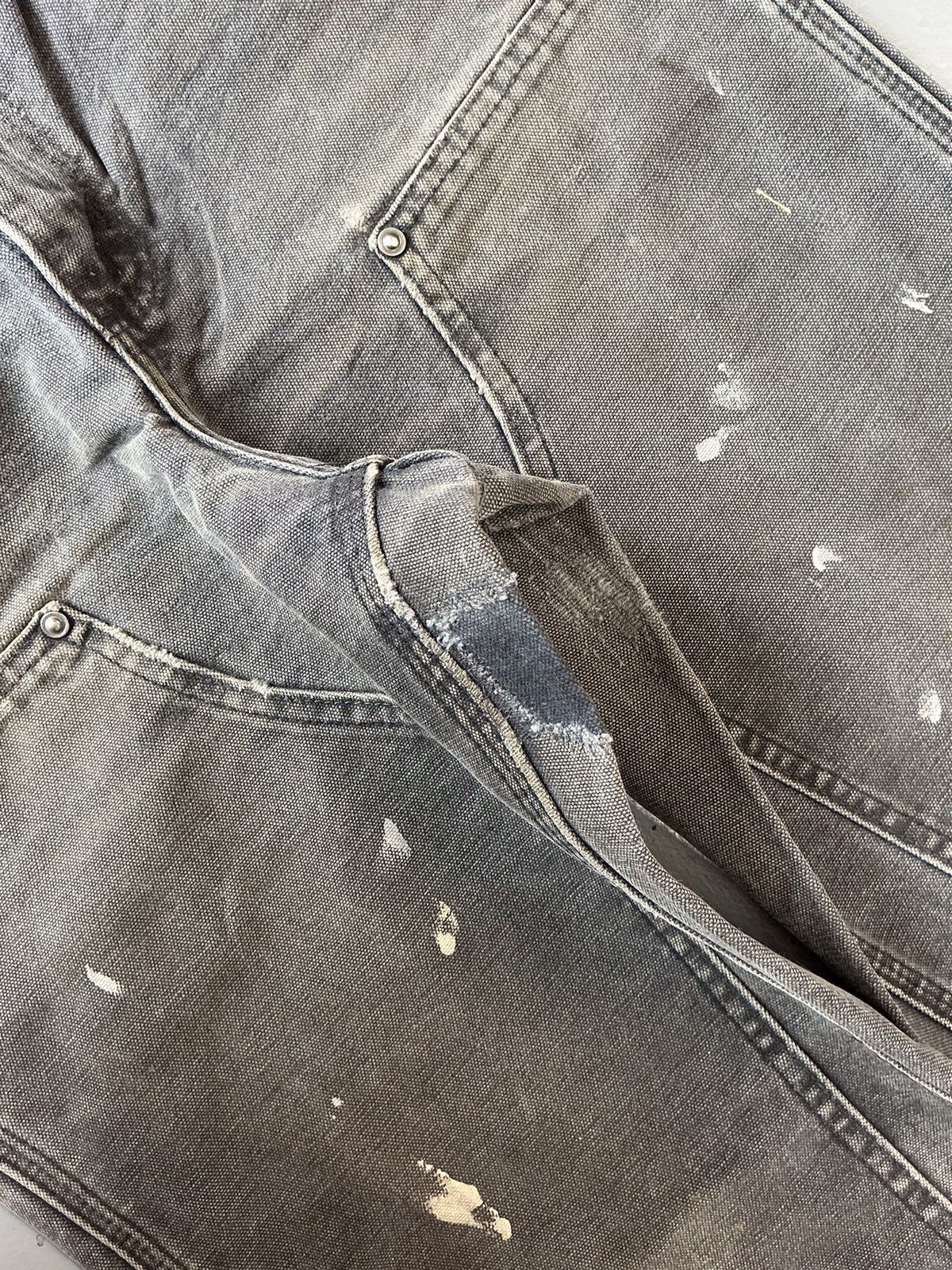 Carhartt × Vintage Vintage sunfade Carhartt B01 BLK painted double knee denim Size US 29 - 6 Thumbnail
