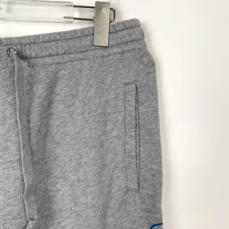 Gucci Gucci Size m Light gray side logo printed cotton sweatpant Size US 28 / EU 44 - 3 Thumbnail