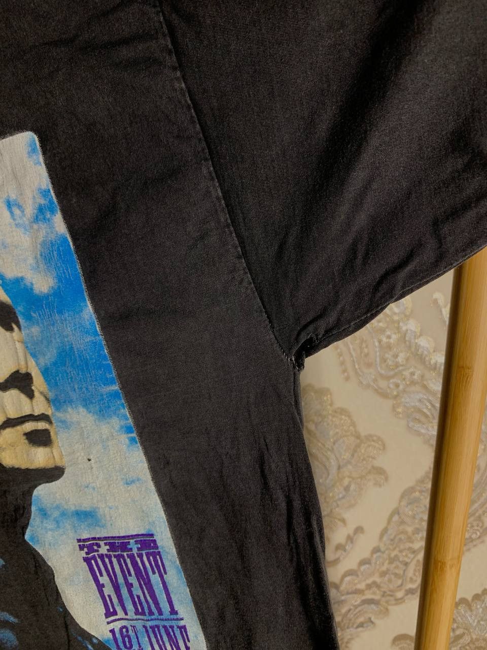 Band Tees VERY RARE CLIFF RICHARD RETRO ROCK T-SHIRT WORLD TOUR 90s Size US L / EU 52-54 / 3 - 4 Thumbnail