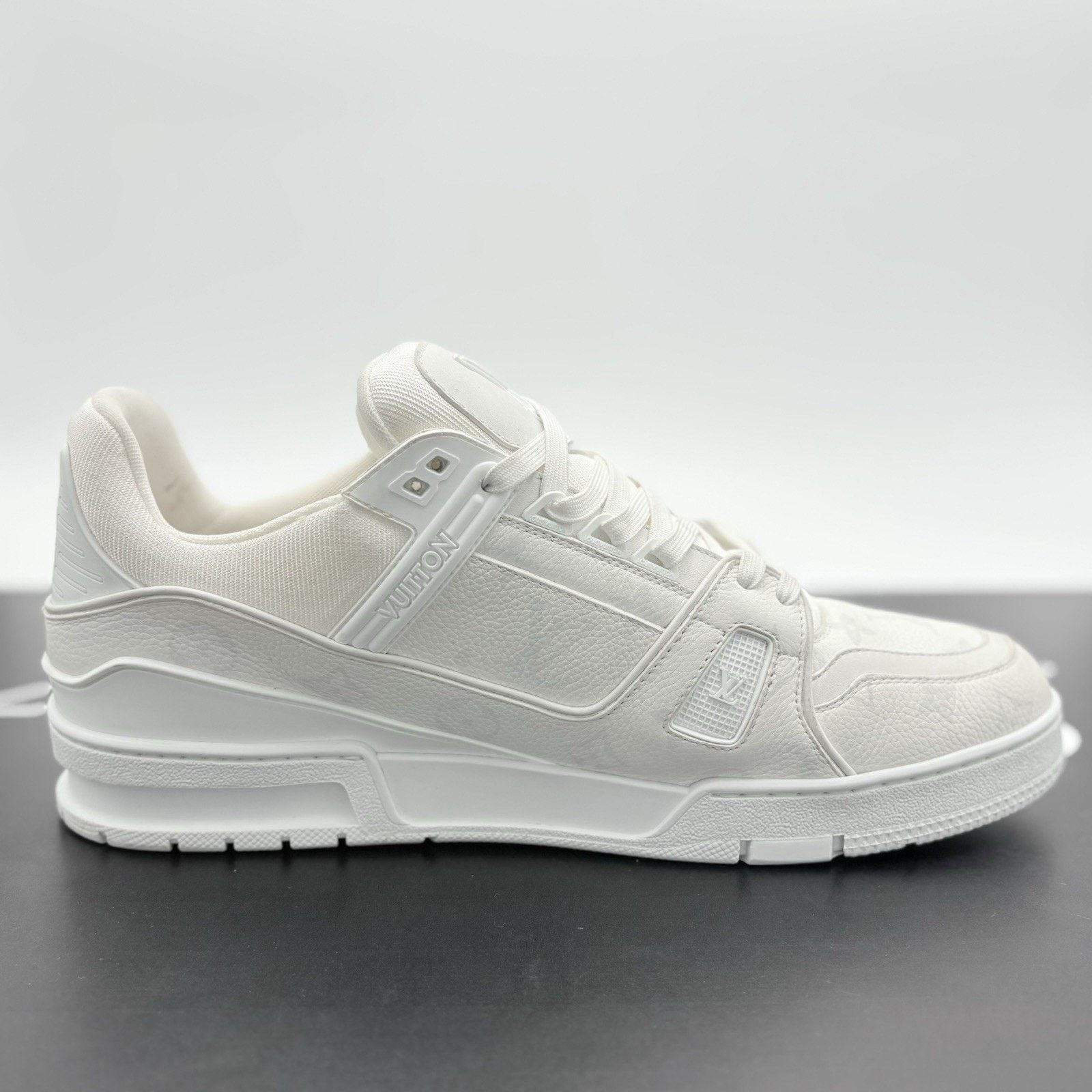 Louis Vuitton 12-12.5 Louis Vuitton Trainer Monogram ' White '| EXCELLENT! Size US 12 / EU 45 - 10 Thumbnail