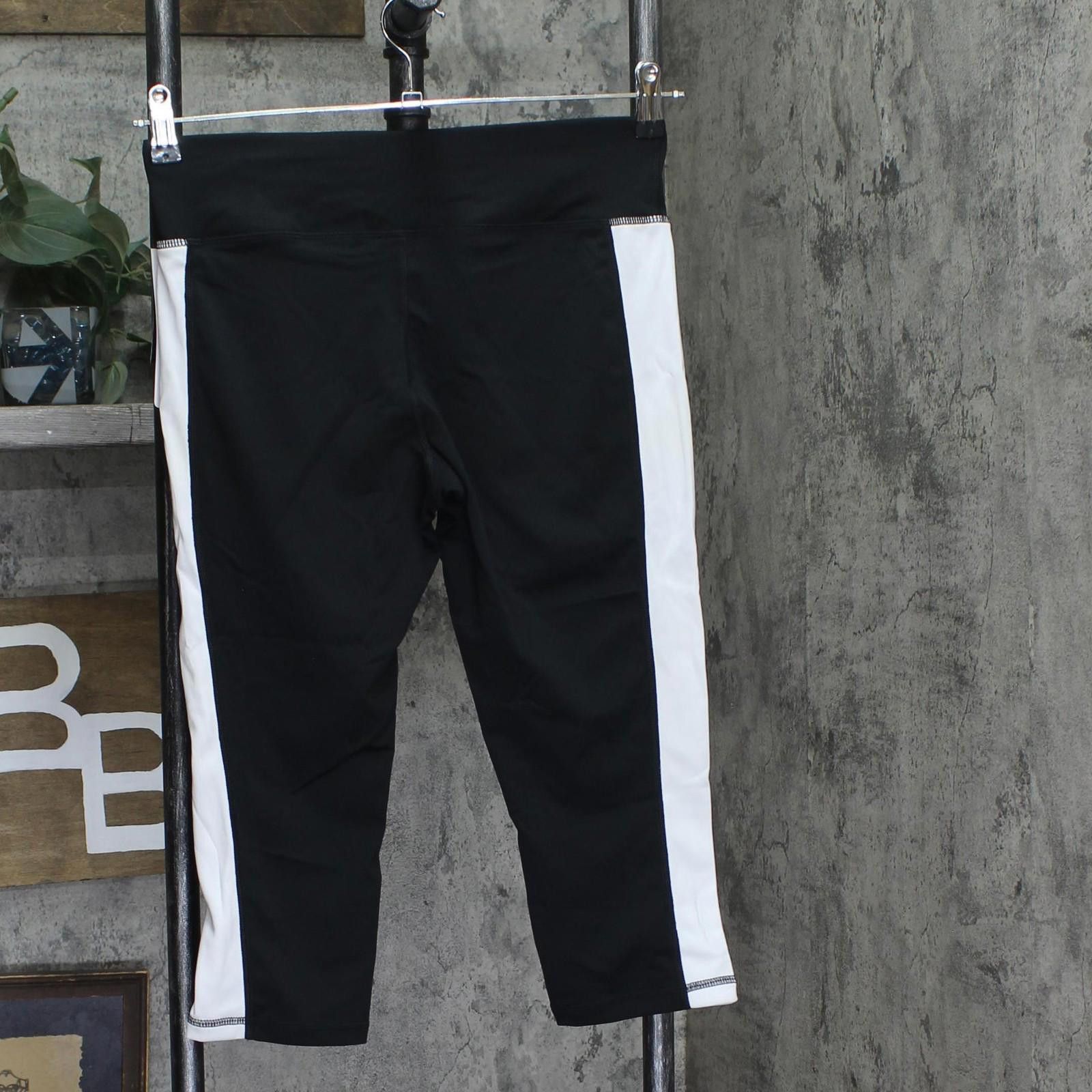 Other Nwt Id Ideology Petite Capri Leggings Noir White / Black Pm Size 32" / US 10 / IT 46 - 2 Thumbnail