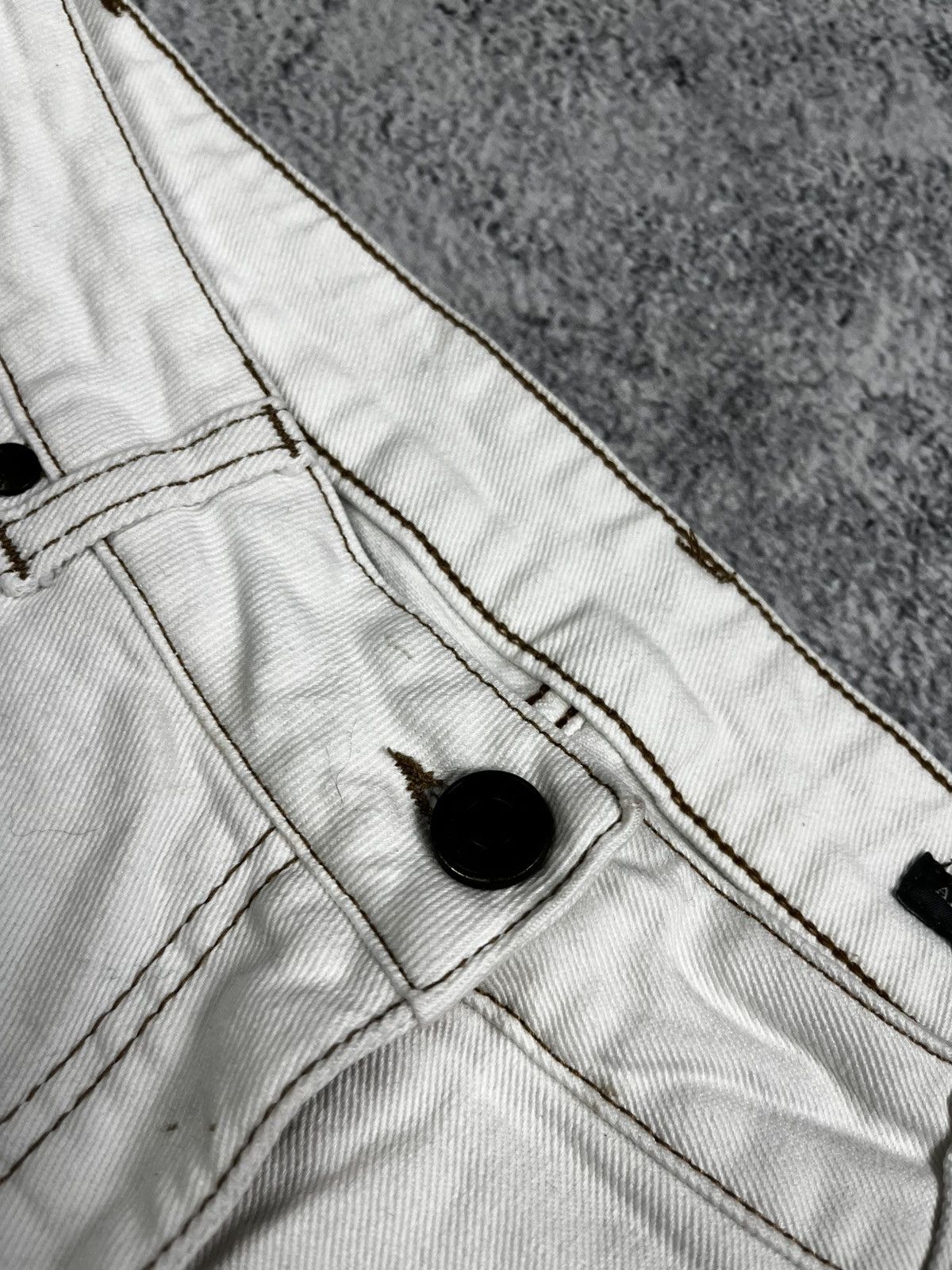 Alexander McQueen ALEXANDER MQUEEN big logo pants size 44 Size 30" / US 8 / IT 44 - 10 Thumbnail
