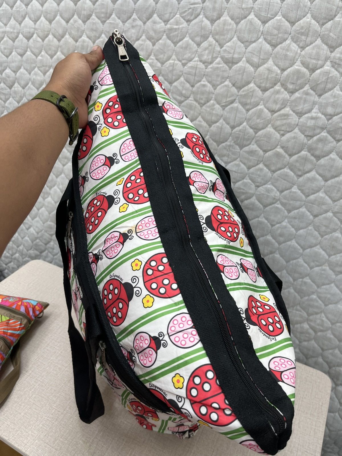 Hypebeast × LeSportsac 🔥🔥🔥STEALS 2PCS LESPORTSAC BAG Size ONE SIZE - 7 Thumbnail
