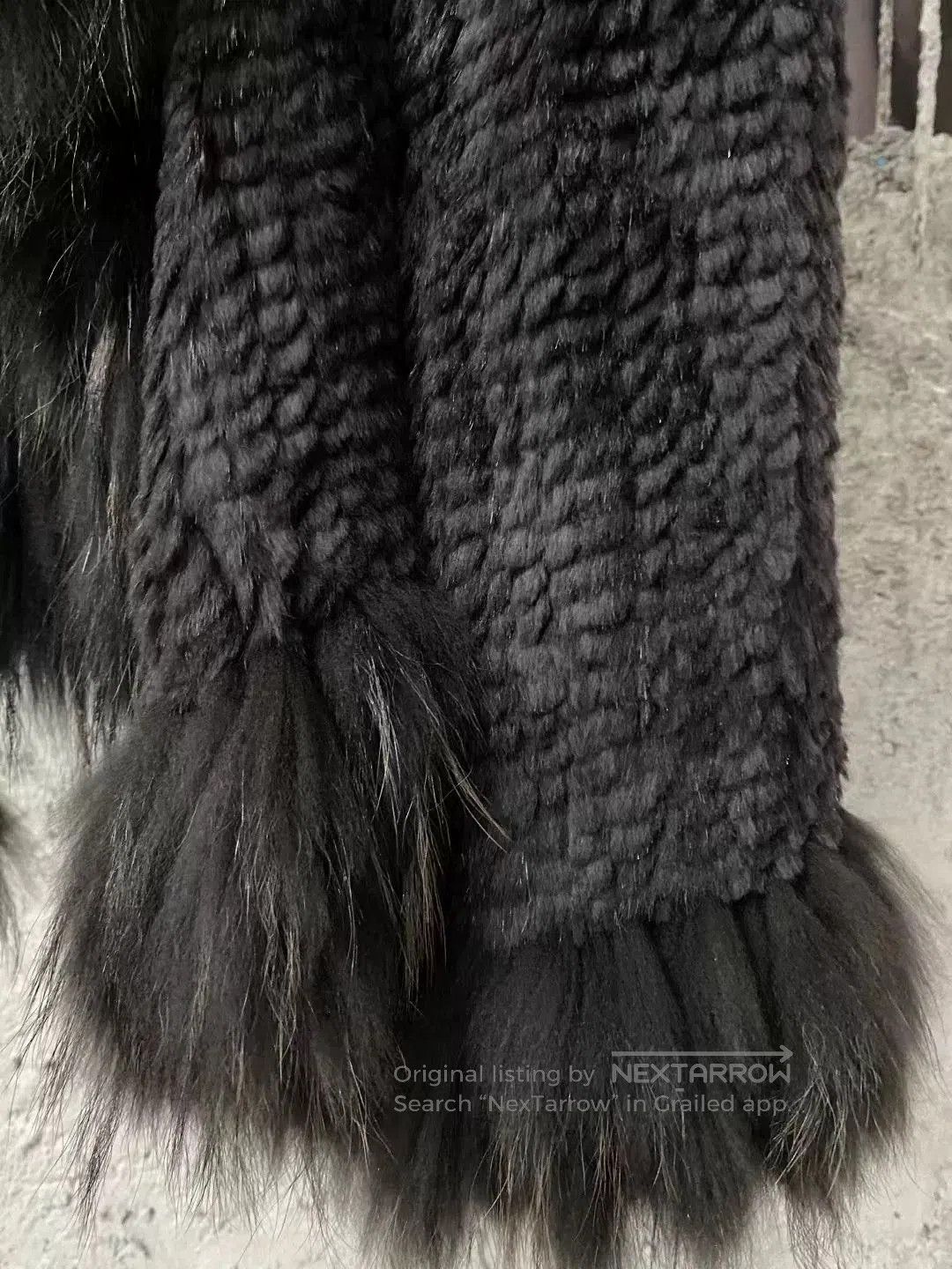 MAX&Co. MAX&Co Black Fur Trim Coat. Size M / US 6-8 / IT 42-44 - 5 Thumbnail