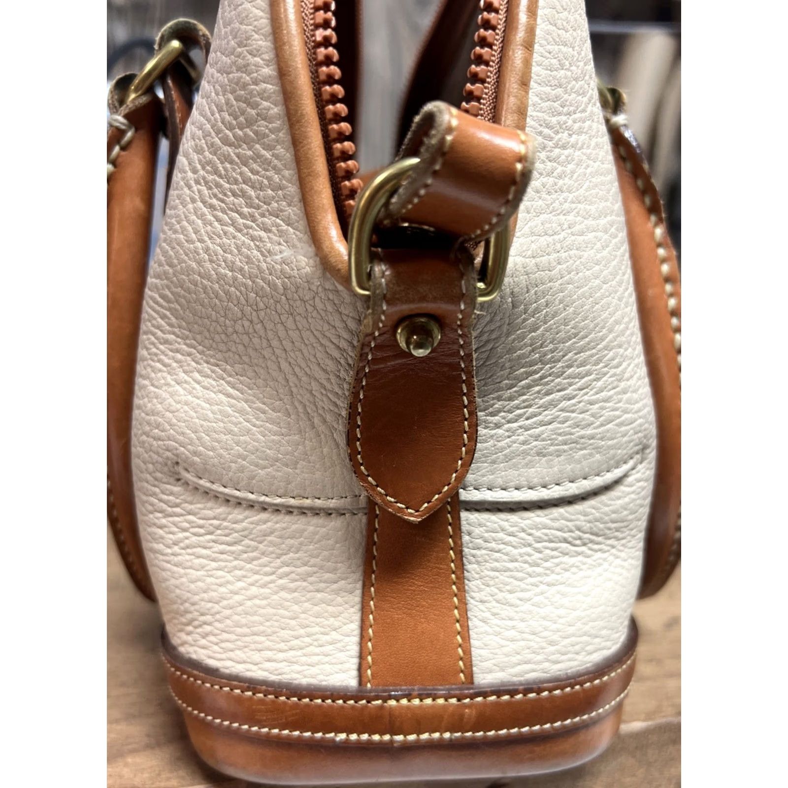 Dooney & Bourke Dooney & Bourke Zip Satchel Pebbled Leather Purse Handbag Cream - Dooney & Bourke Satchel/Top Handle Bag, Medium, Women, Pebbled Leather, Zip, Cream Size ONE SIZE - 6 Thumbnail