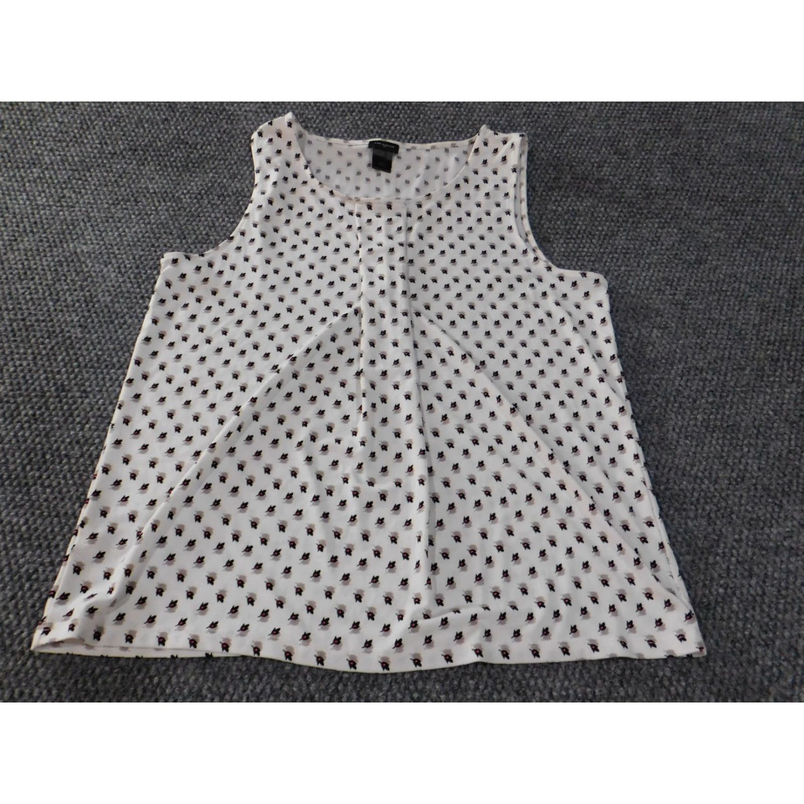Ann Taylor Ann Taylor Blouse Shirt Women Large White Sleeveless Round Neck Geometric Casual Polyester Woven Regular Basic Modern Womens Size L / US 10 / IT 46 - 2 Thumbnail