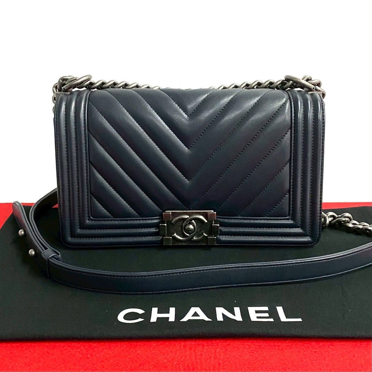 Chanel Chanel Shoulder Bag Blue Leather Size ONE SIZE - 1 Thumbnail