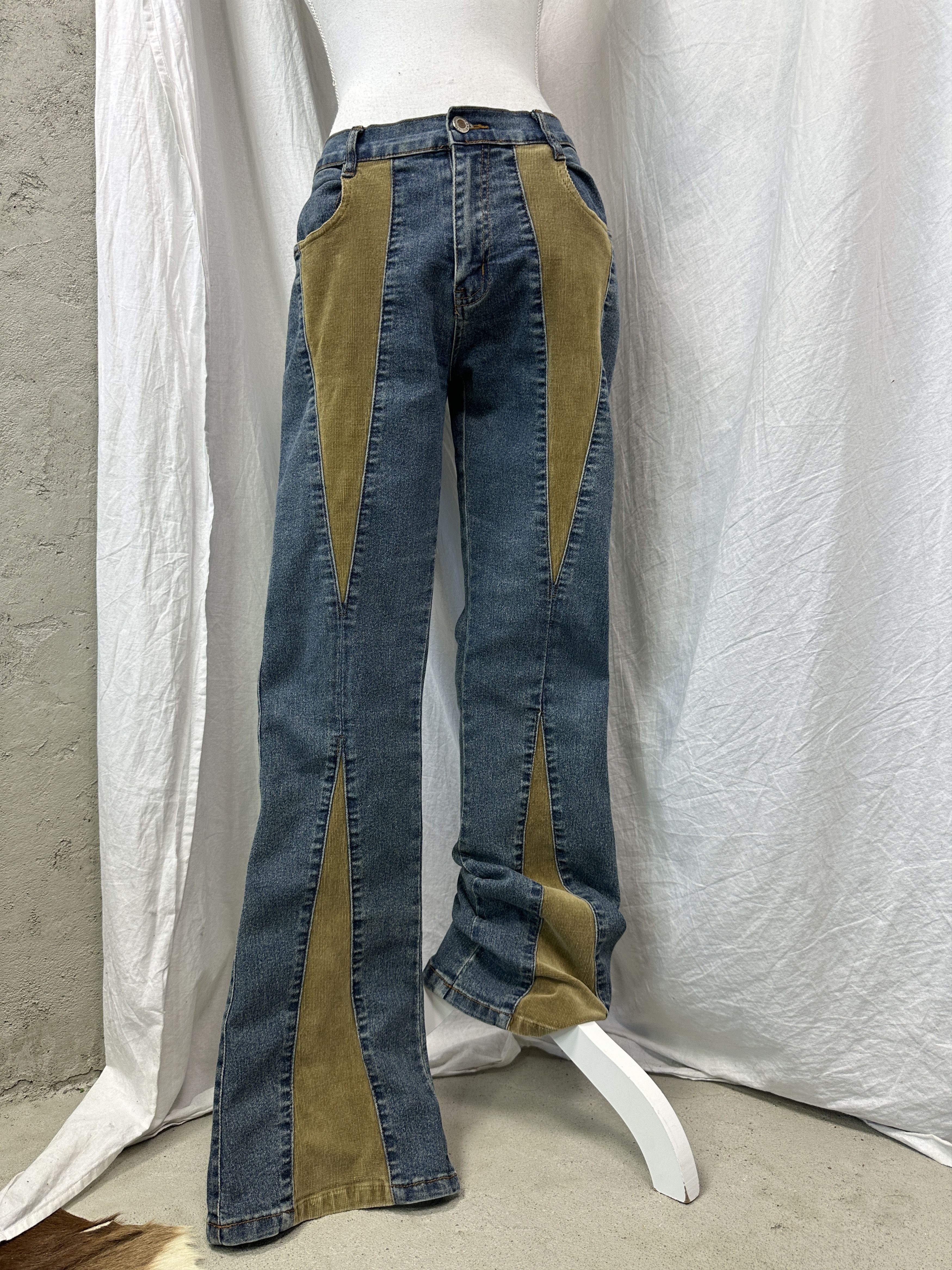 Vintage Vintage Denim Avant Garde Streetwear Flared Jeans Y2K Size 27" / US 4 / IT 40 - 1 Thumbnail