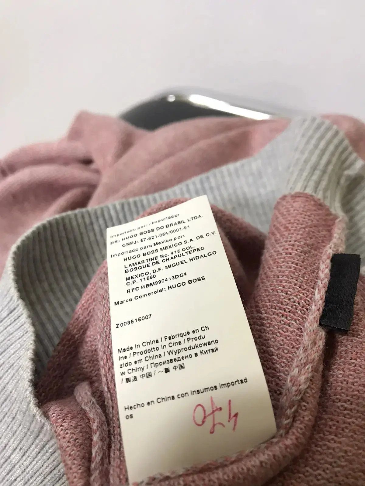 Designer × Hugo Boss Hugo Boss men’s wool v-neck jumper Size US L / EU 52-54 / 3 - 7 Thumbnail