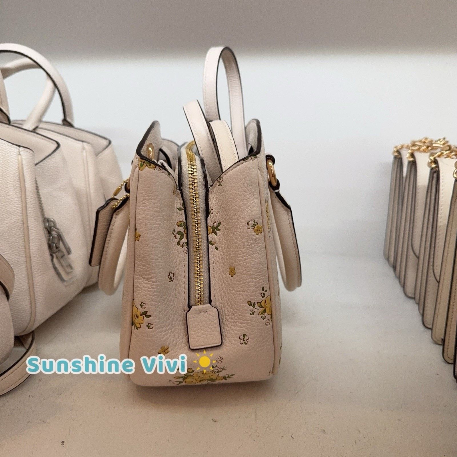 Coach NWT COACH Savannah Small Carryall Bag Floral Chalk CAL42 Size ONE SIZE - 4 Thumbnail