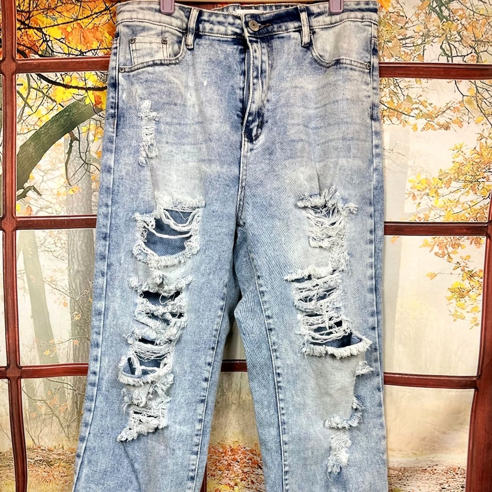 Almost Famous Almost Famous High Rise Distressed Jeans 13 Jr / 14 Womens Size 36" / US 14 / IT 50 - 3 Thumbnail