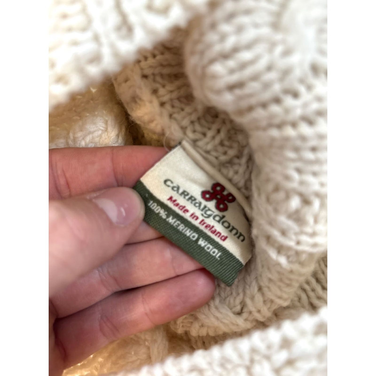 Vintage Carraig Donn Cable Poncho Aran Ivory Merino Wool Knit Size ONE SIZE - 4 Thumbnail