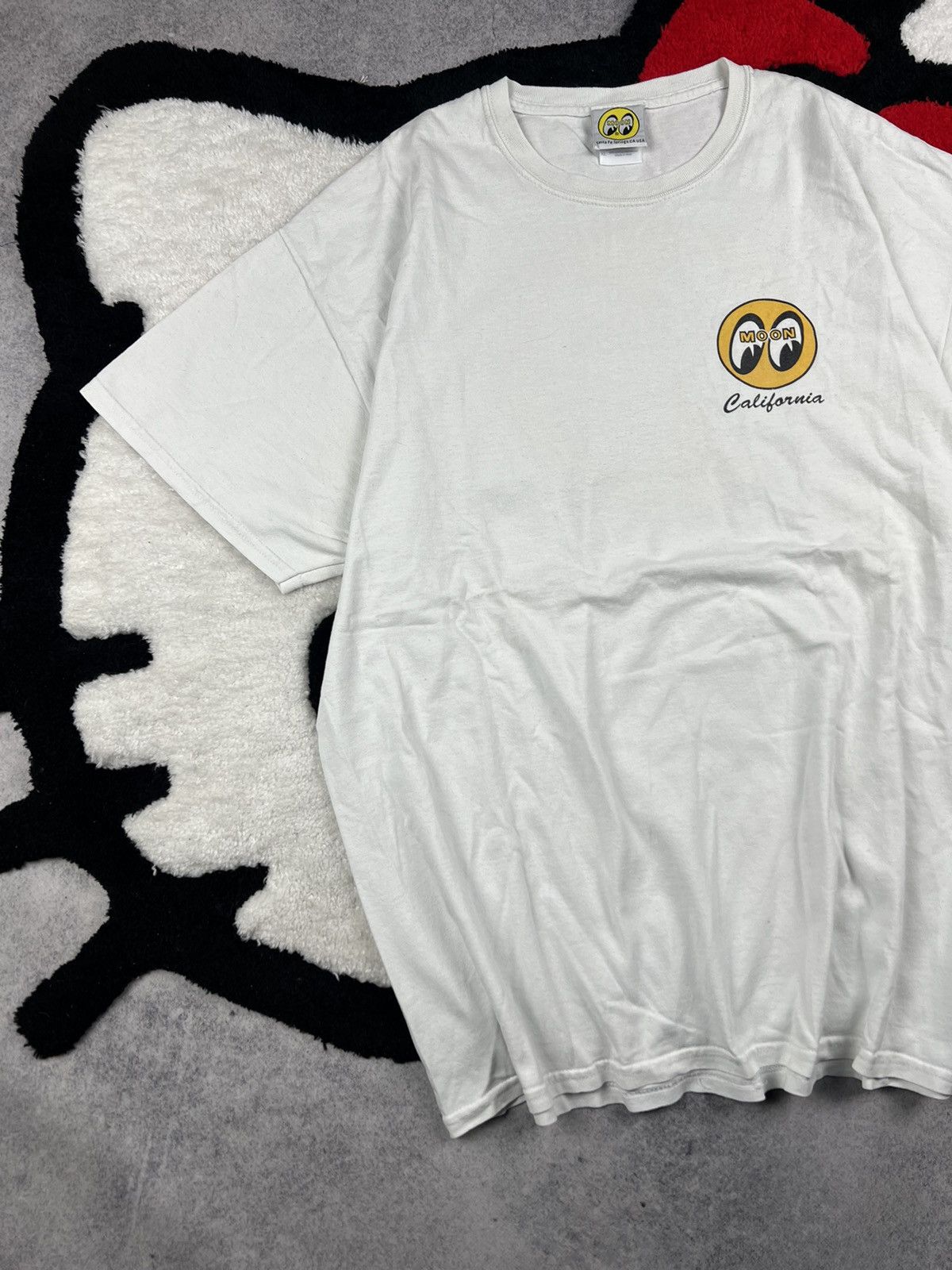 Vintage Vintage 2000’s Mooneyes USA California Big Logo Y2K Tee Size US XL / EU 56 / 4 - 6 Thumbnail