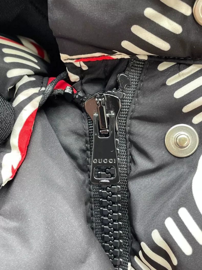 Gucci Gucci Full logo down vest 2504-Nextarrow Size XS / US 0-2 / IT 36-38 - 4 Thumbnail