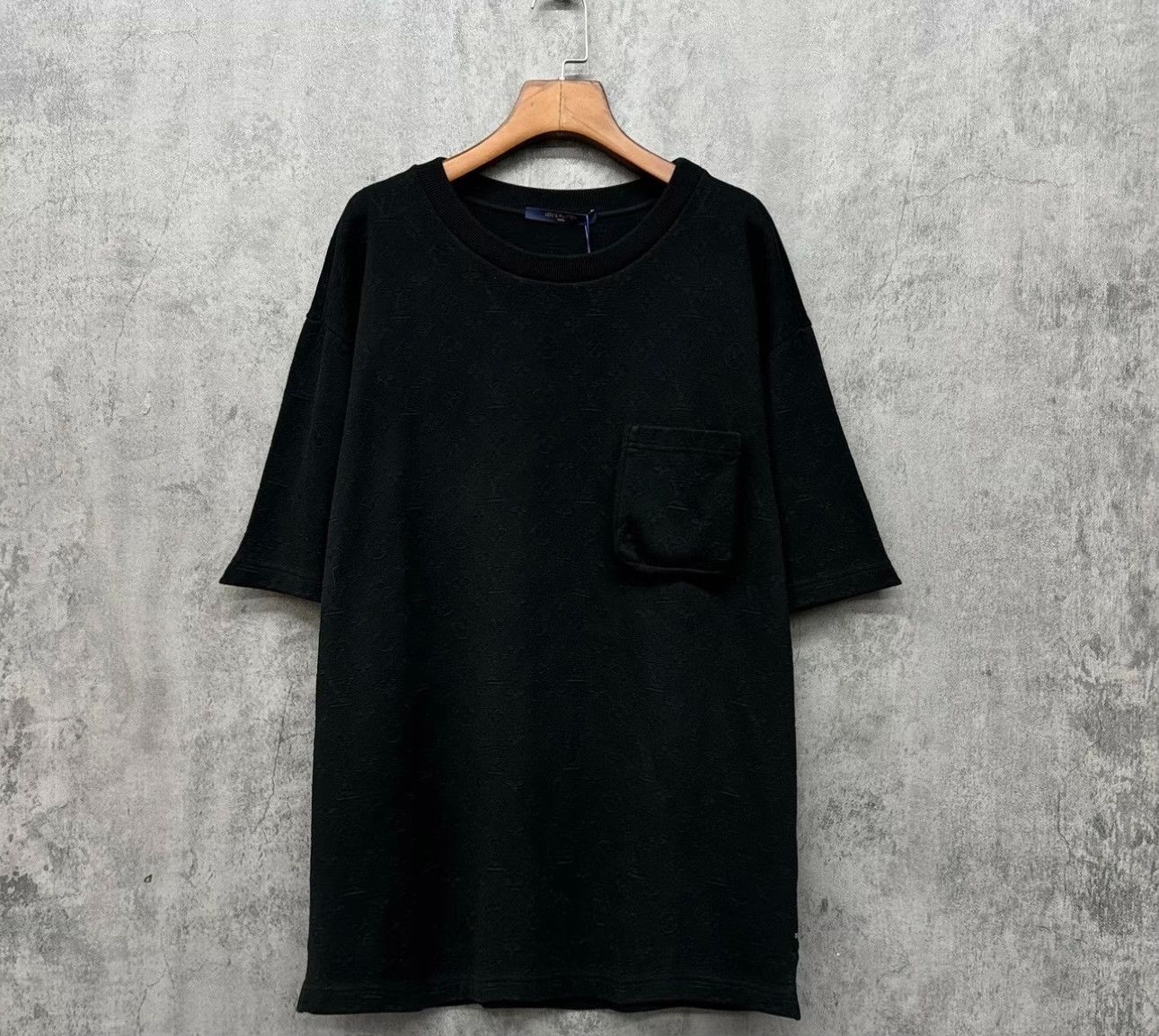 Louis Vuitton Louis Vuitton Monogram Pocket T-Shirt XXL Size US XXL / EU 58 / 5 - 1 Thumbnail