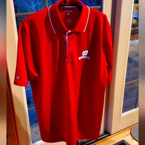 Antigua Antigua Red Embroidered Wisconsin Badgers Sz. L Polo Shirt Size US L / EU 52-54 / 3 - 1 Thumbnail