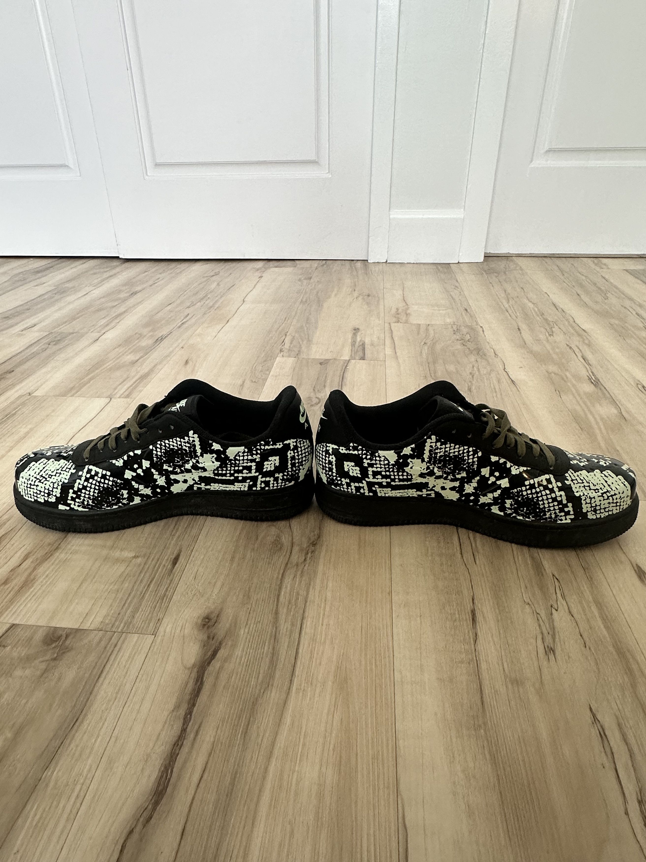 Nike Men's Nike Air Force 1 AF1 Foamposite Pro Cup Size 9.5 Size US 9.5 / EU 42-43 - 7 Thumbnail