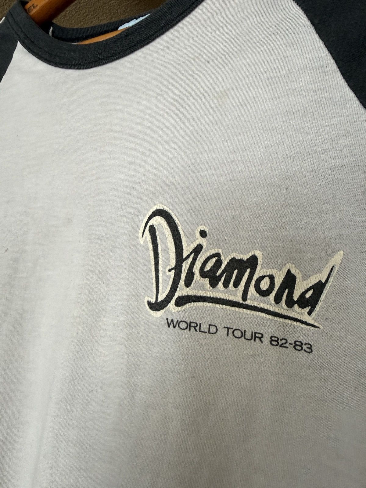 Vintage Vintage 80s Neil Diamond World Tour Graphic Tee Size US L / EU 52-54 / 3 - 5 Thumbnail