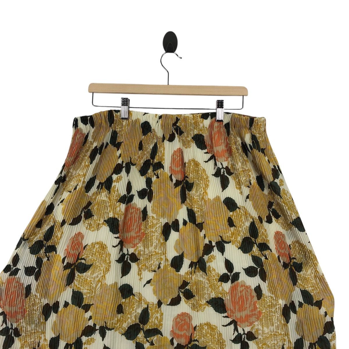 Japanese Brand Japanese Brand Designer FLORAL PLEATED Parody Pleat Skirt Size 42" / US 20 - 2 Thumbnail