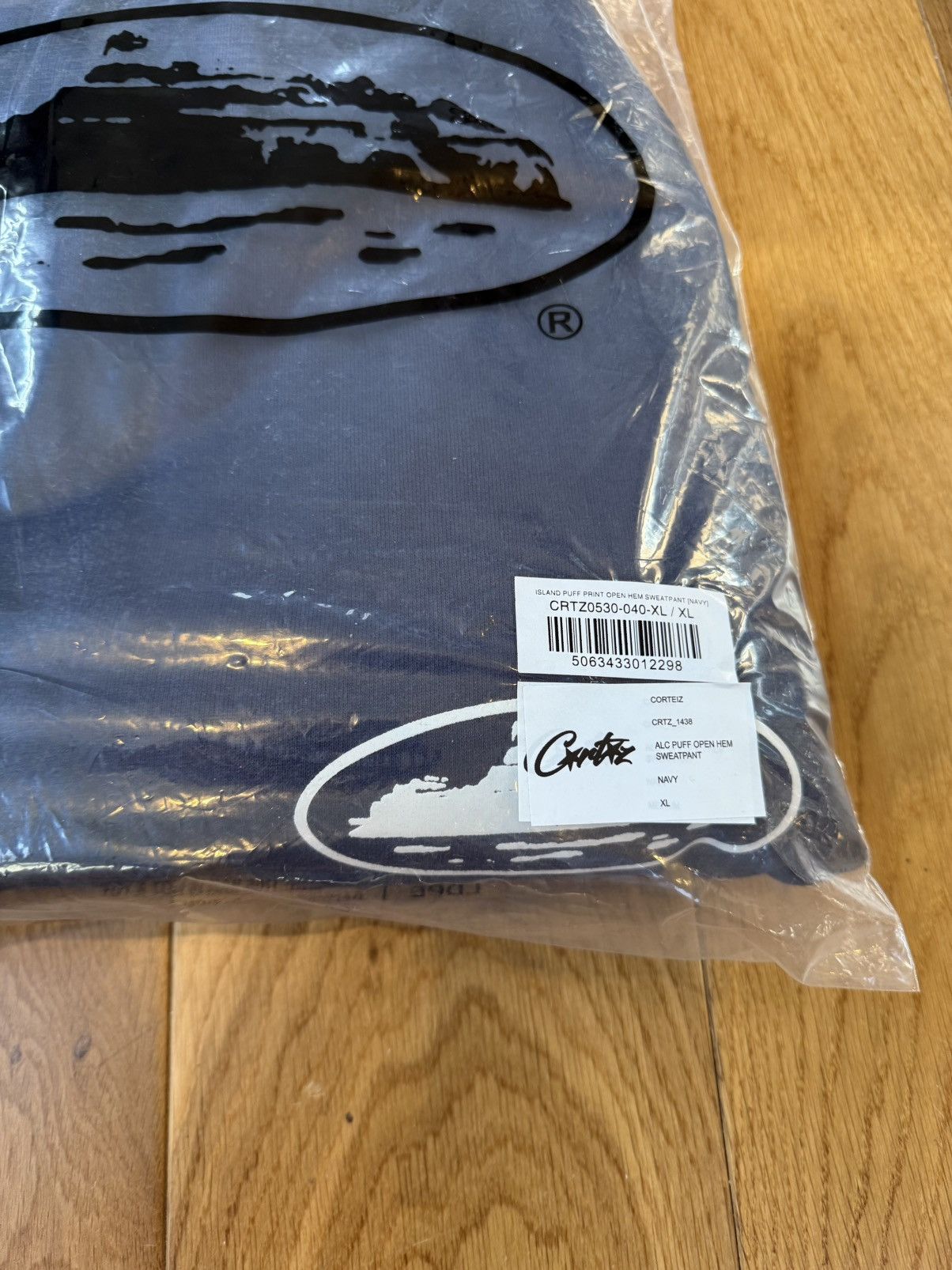 Corteiz Alcatraz Puff Open Hem Sweatpants Navy