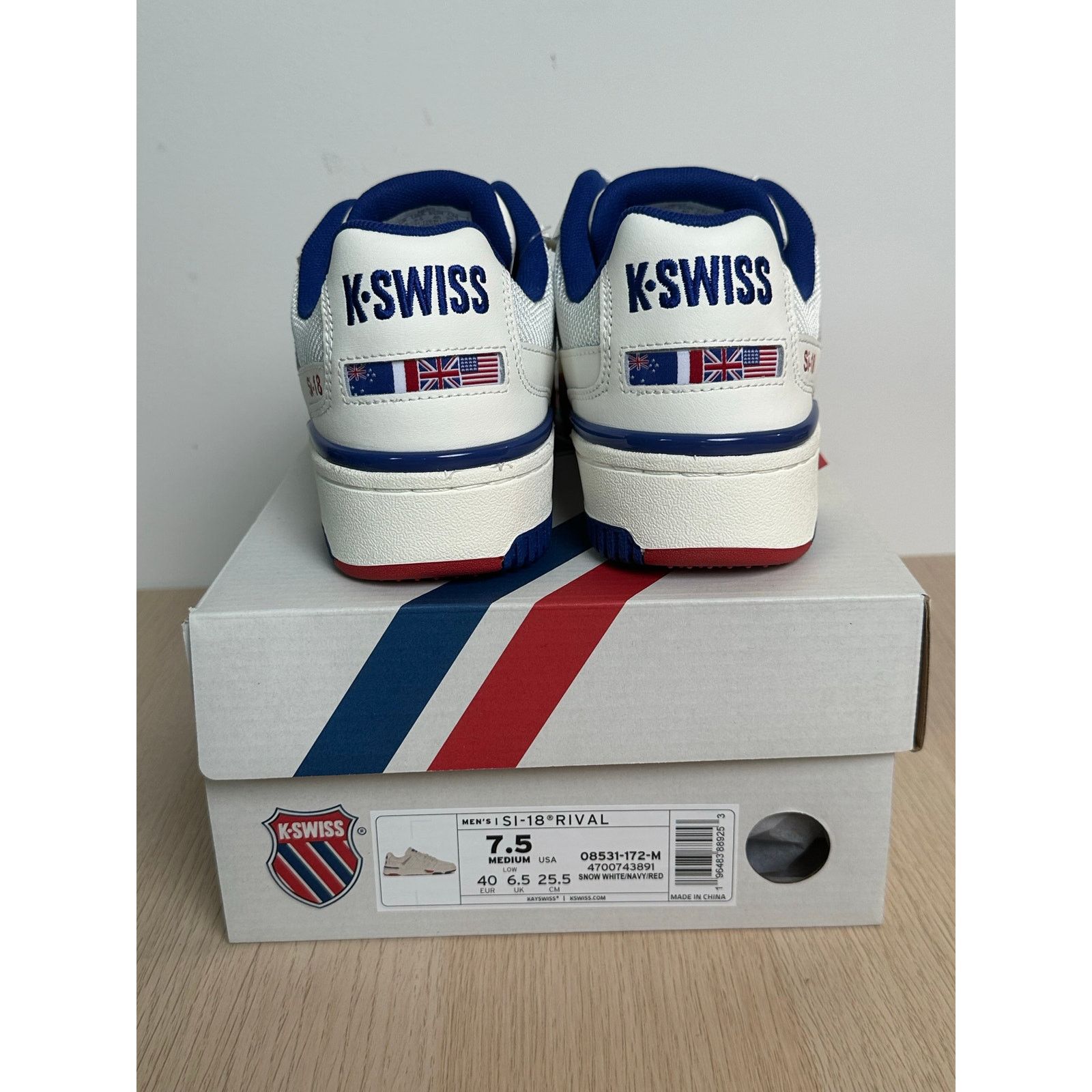 K-Swiss K-SWISS Si-18 International White Sneaker Size 8M - NEW Size US 7.5 / EU 40-41 - 3 Thumbnail