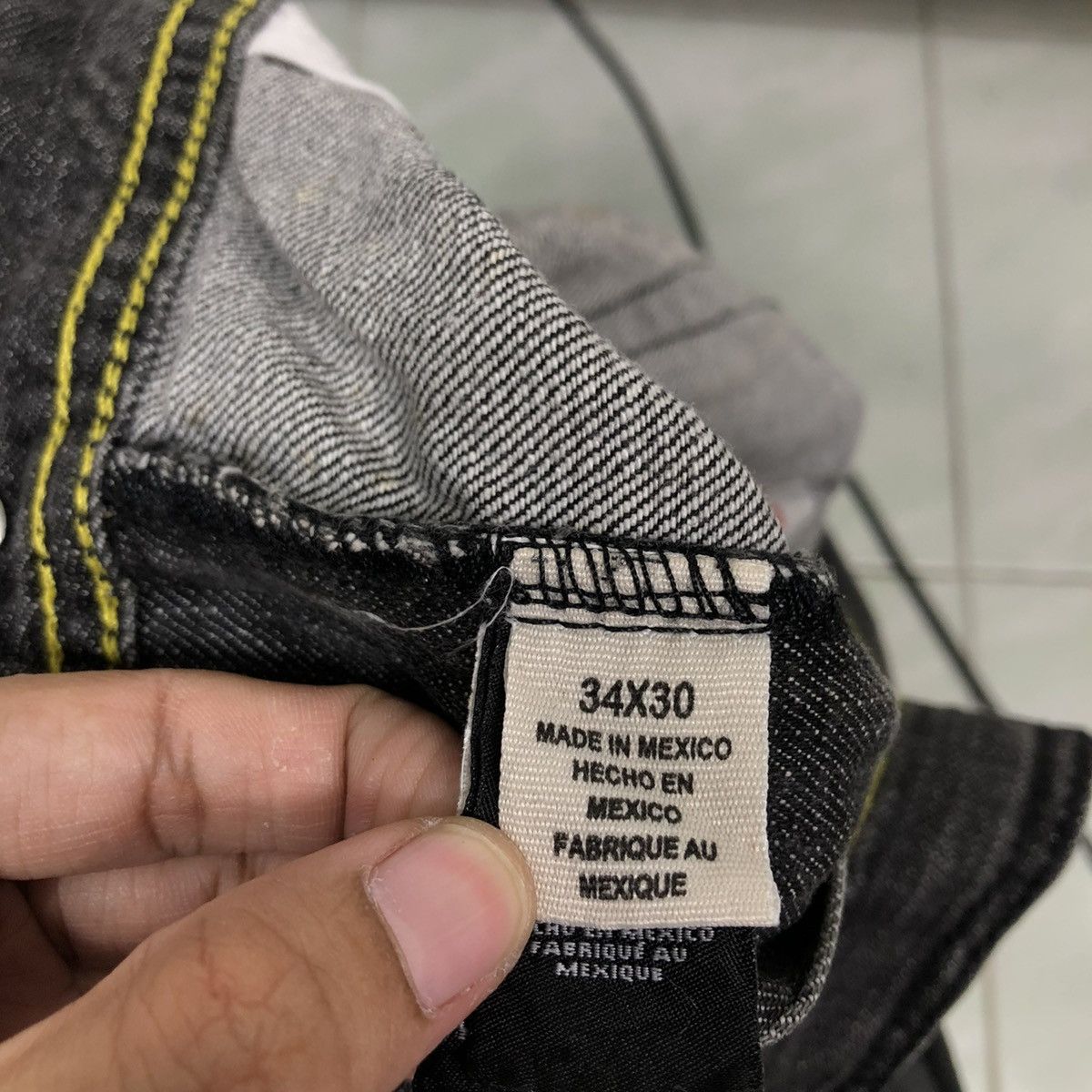 Japanese Brand 🔥VINTAGE DENIM JEANS DKNY Size US 36 / EU 52 - 23 Thumbnail