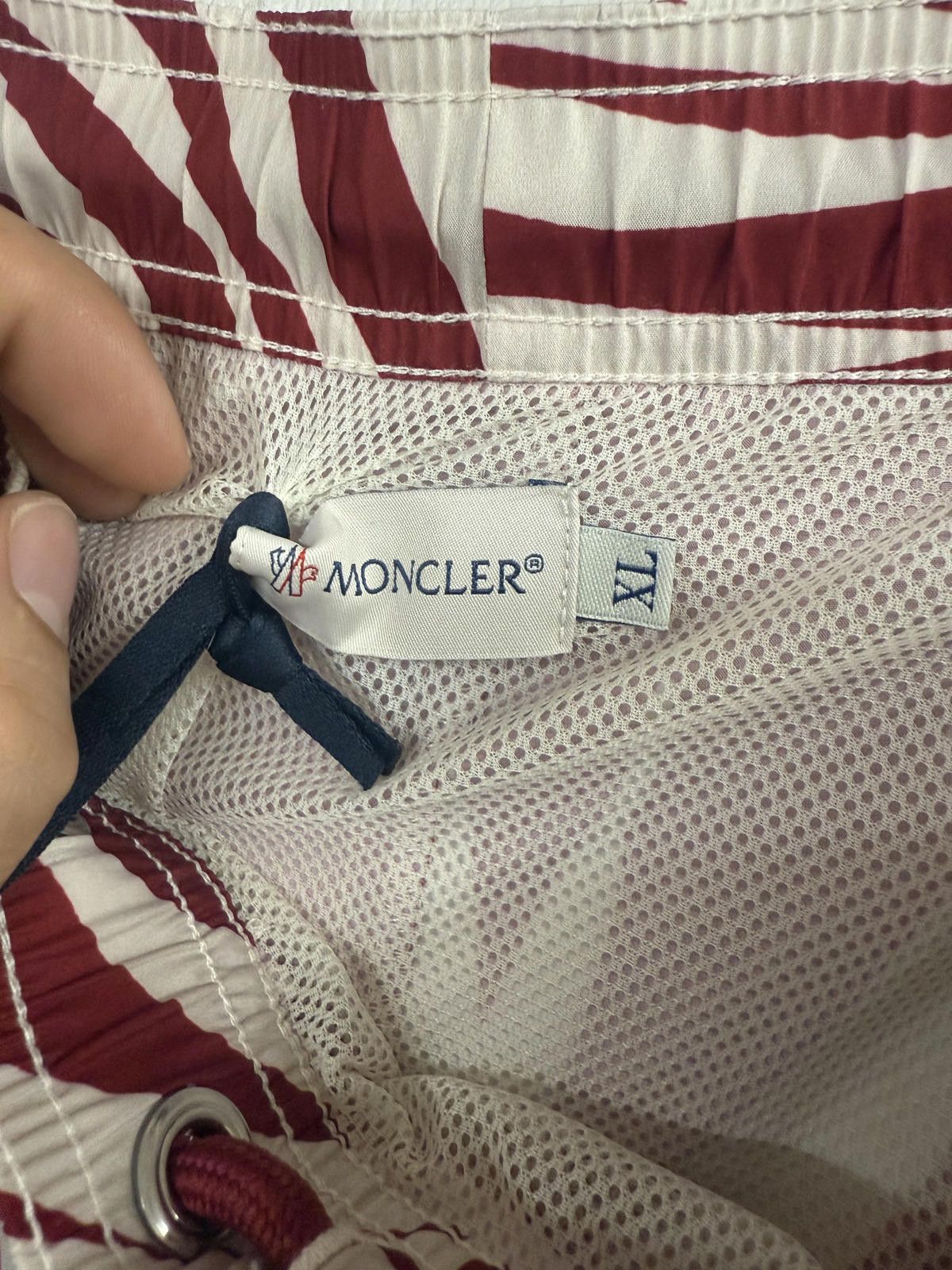 Moncler Moncler Men’s Swim Shorts Red Pattern Size XL Size US 36 / EU 52 - 5 Thumbnail