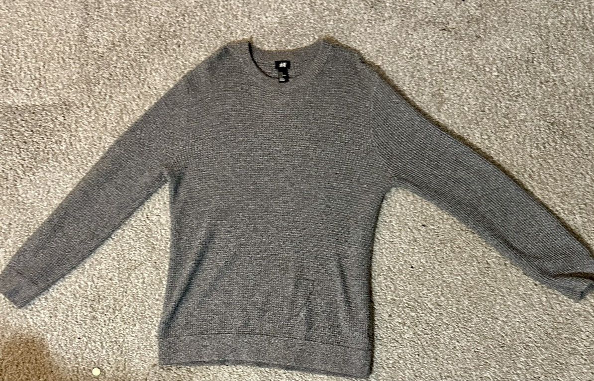 H&M H&M Gray Knit Sweater Size US M / EU 48-50 / 2 - 1 Thumbnail