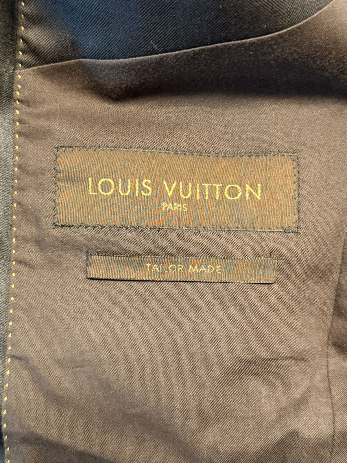 Louis Vuitton Louis Vuitton Single Breasted Chocolate Tuxedo Size 48R - 6 Thumbnail