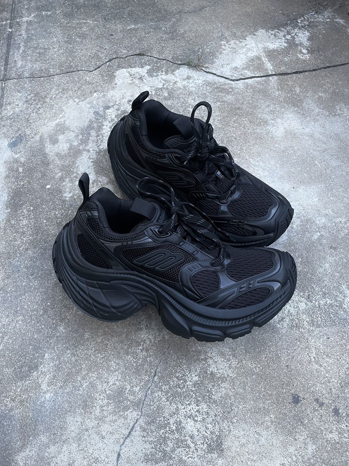 Balenciaga Balenciaga 10XL Black | Grailed