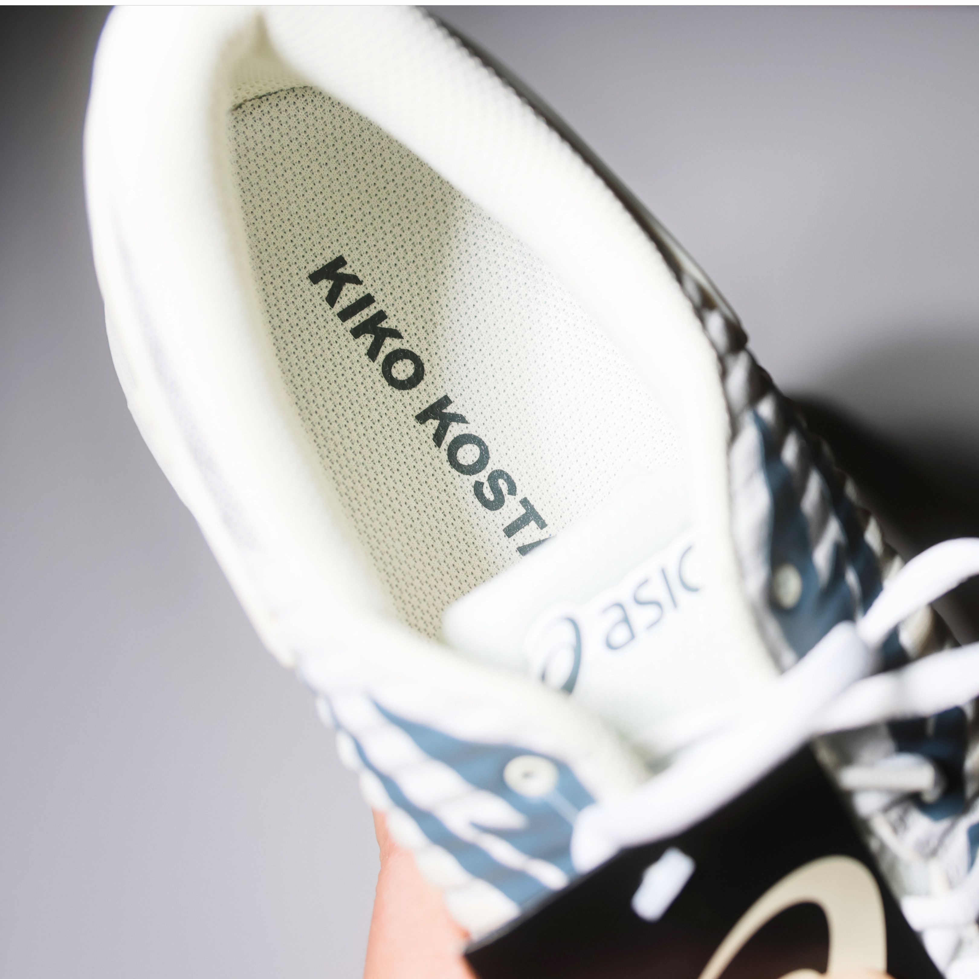 Asics × Kiko Kostadinov Asics x Kiko Kostadinov Gel-Delva 1 Cool Mist Size US 10 / EU 43 - 6 Thumbnail