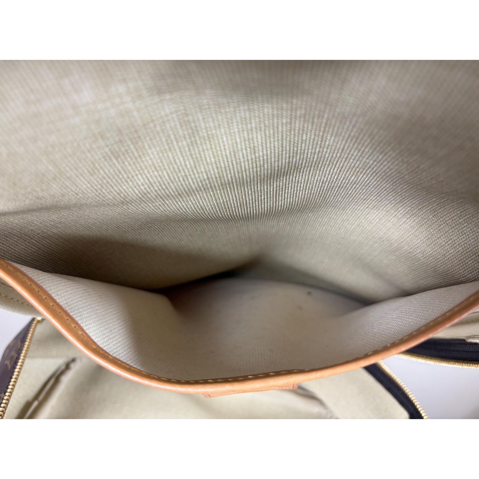 Louis Vuitton Authentic Louis Vuitton Excursion Hand Bag Monogram Size ONE SIZE - 13 Thumbnail